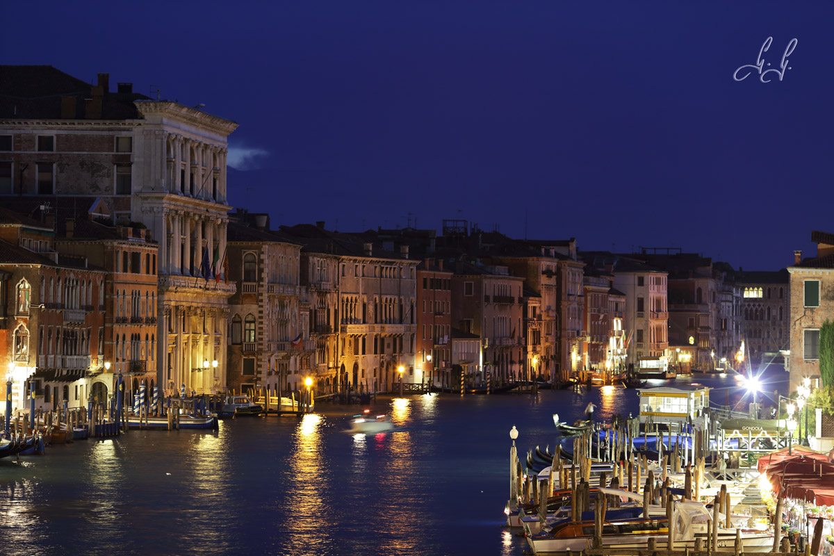 Grand Canal at dusk....