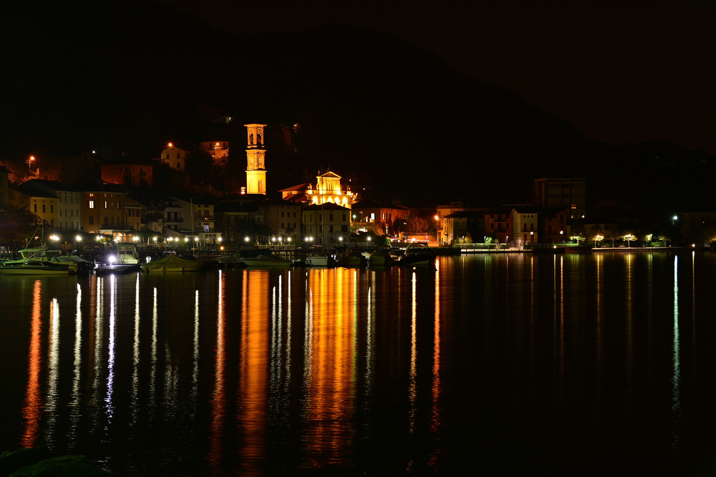 Porto Ceresio 3 ottobre 2014 ore 21.46...