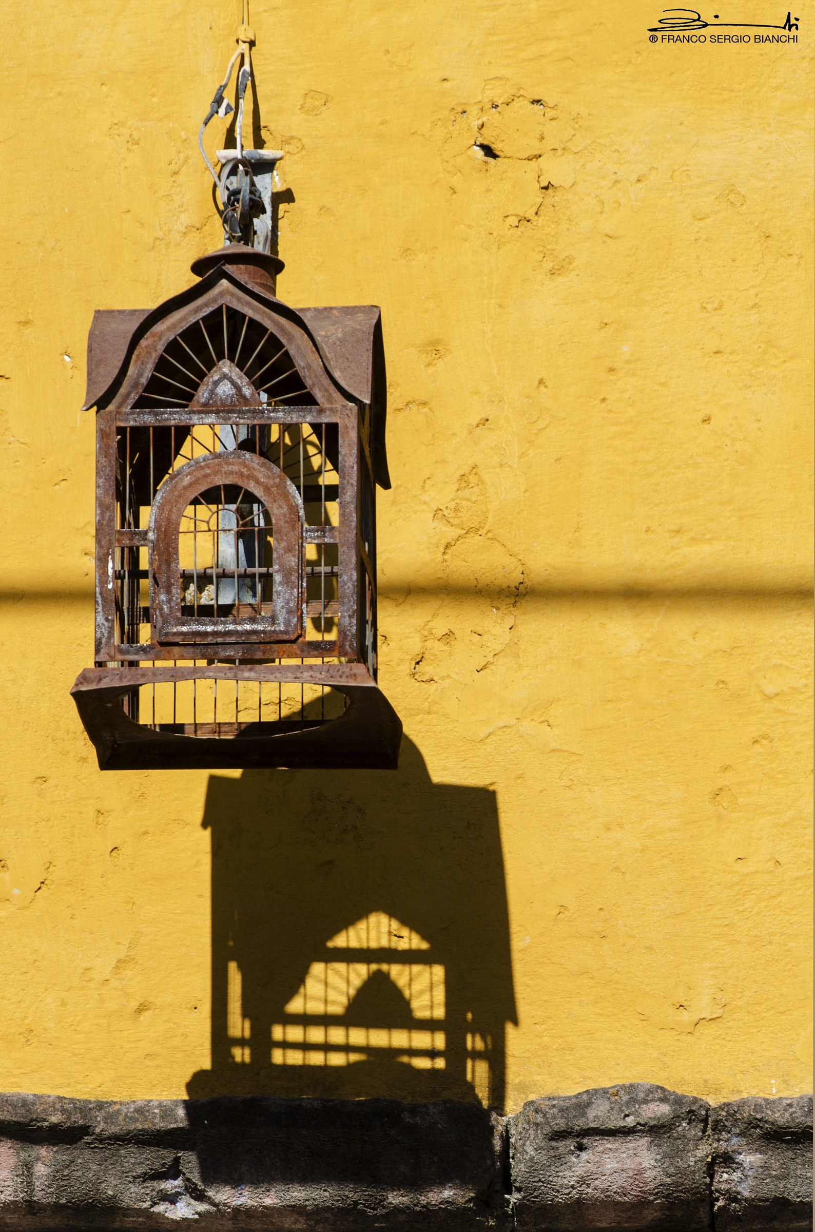 The cage and its double - Oaxaca Mexico...
