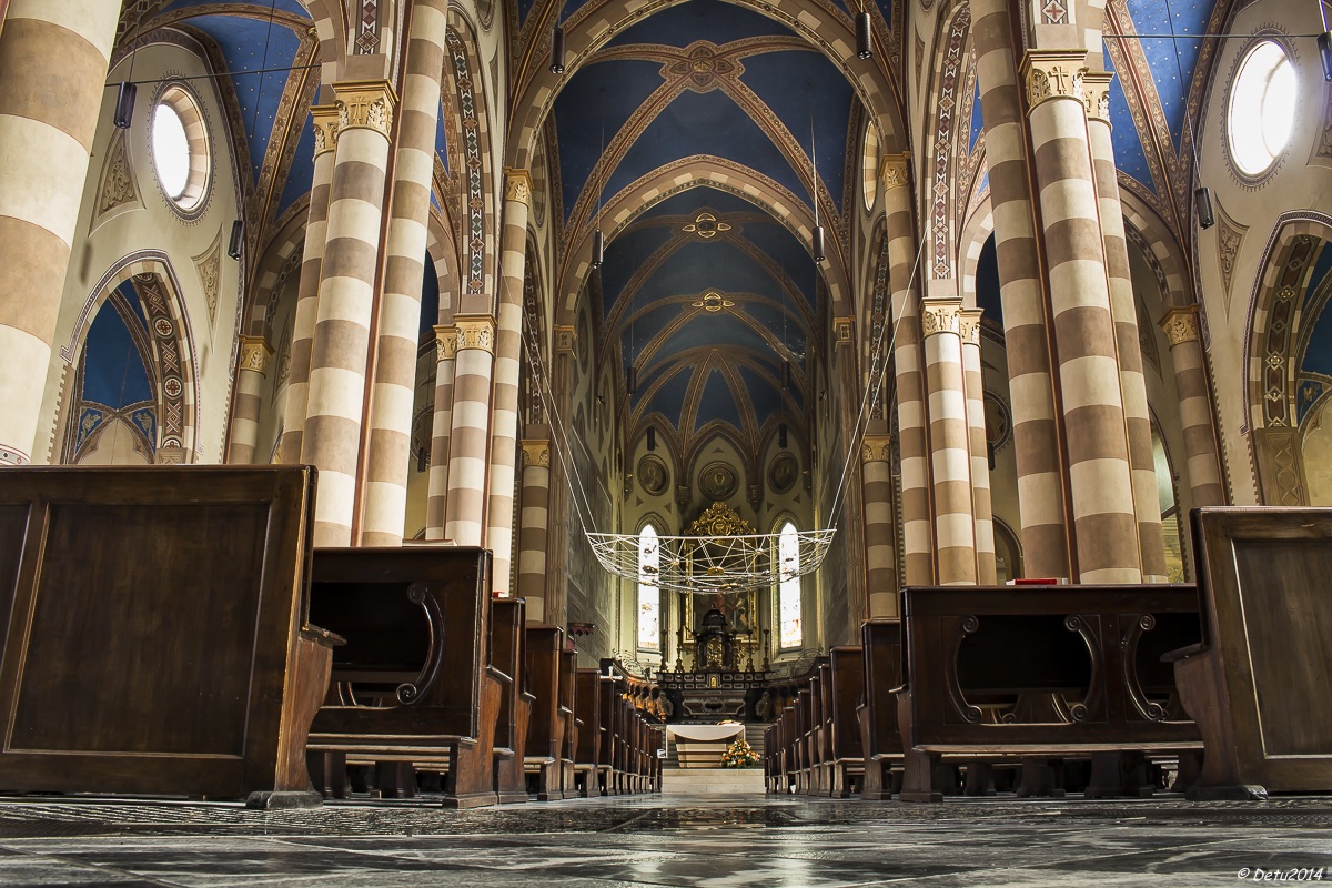 Duomo di Alba (Piemonte)...
