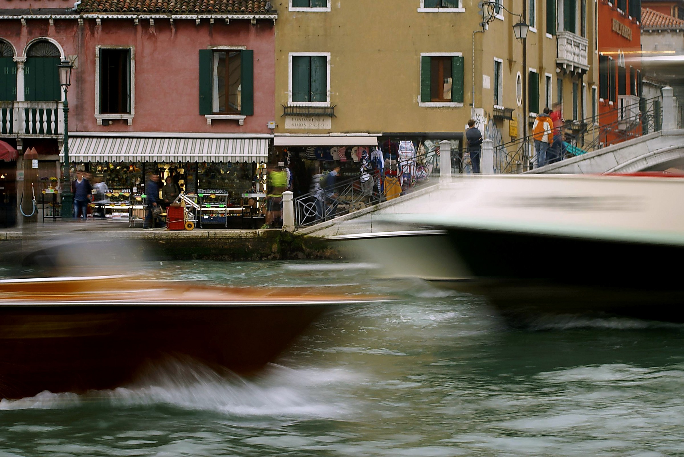 Movement on the Grand Canal...