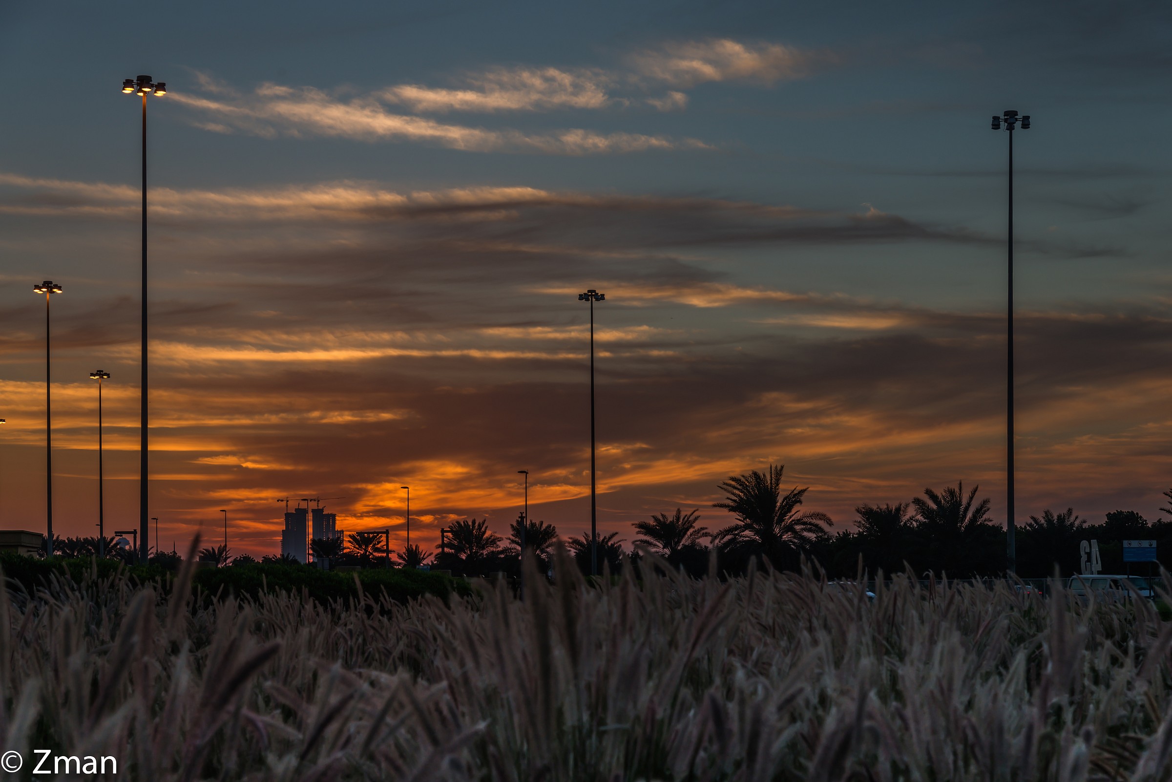 Tramonto il 6 dic ad Abu Dhabi...