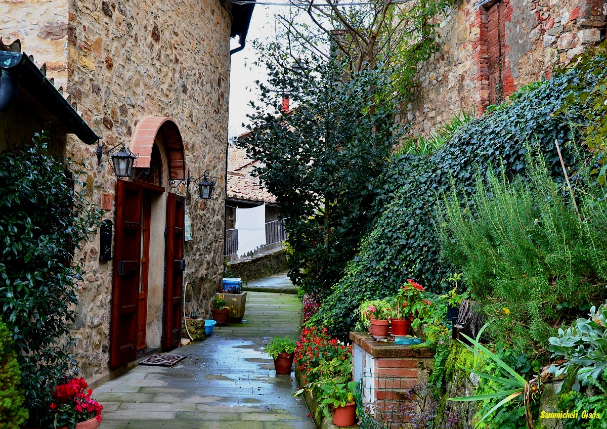 Small Tuscan village...
