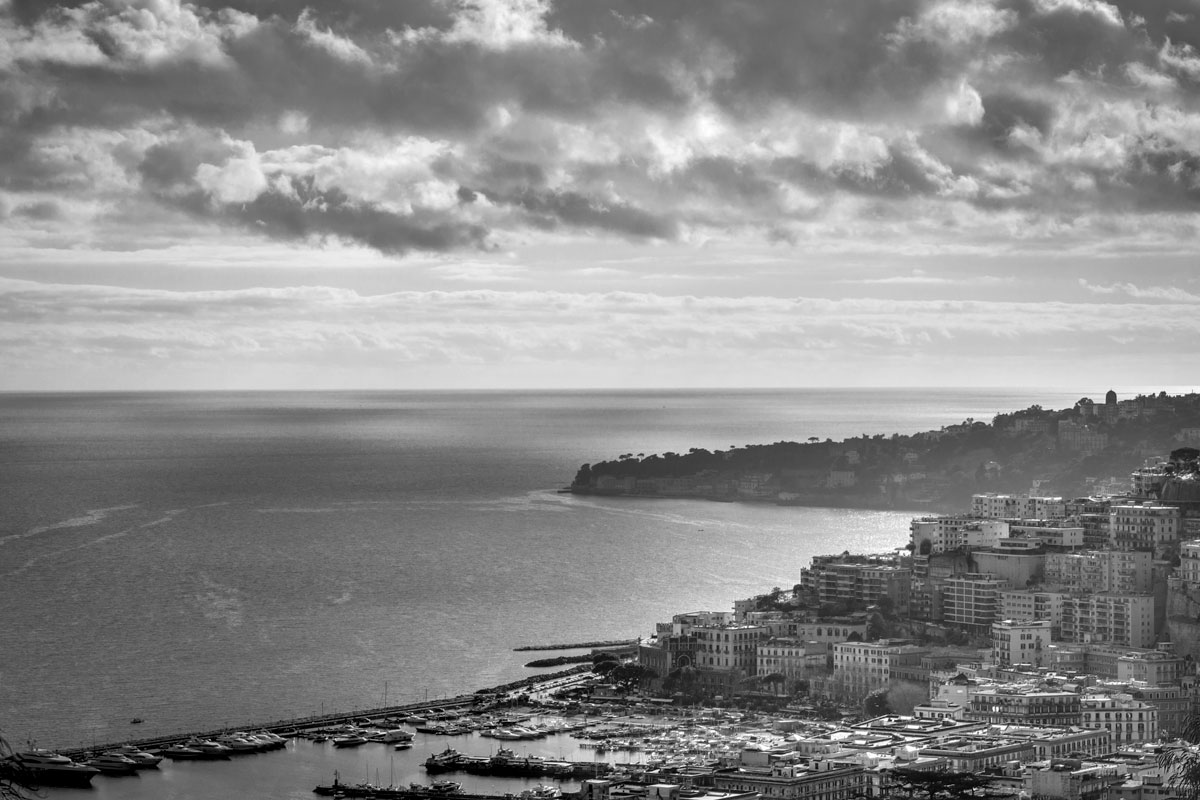 Exposure Blending B & W 1...