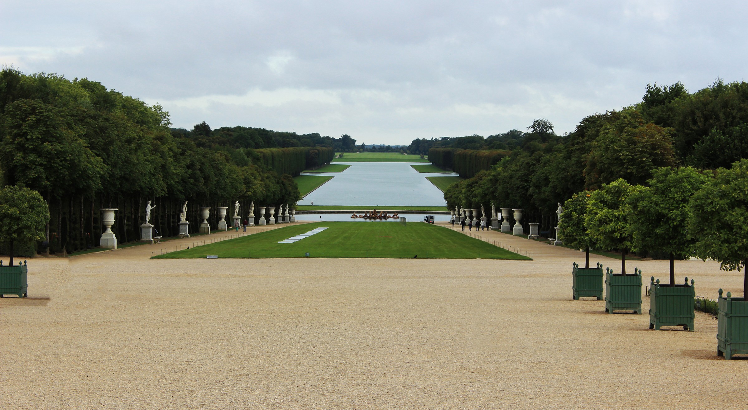 Immense Versailles...