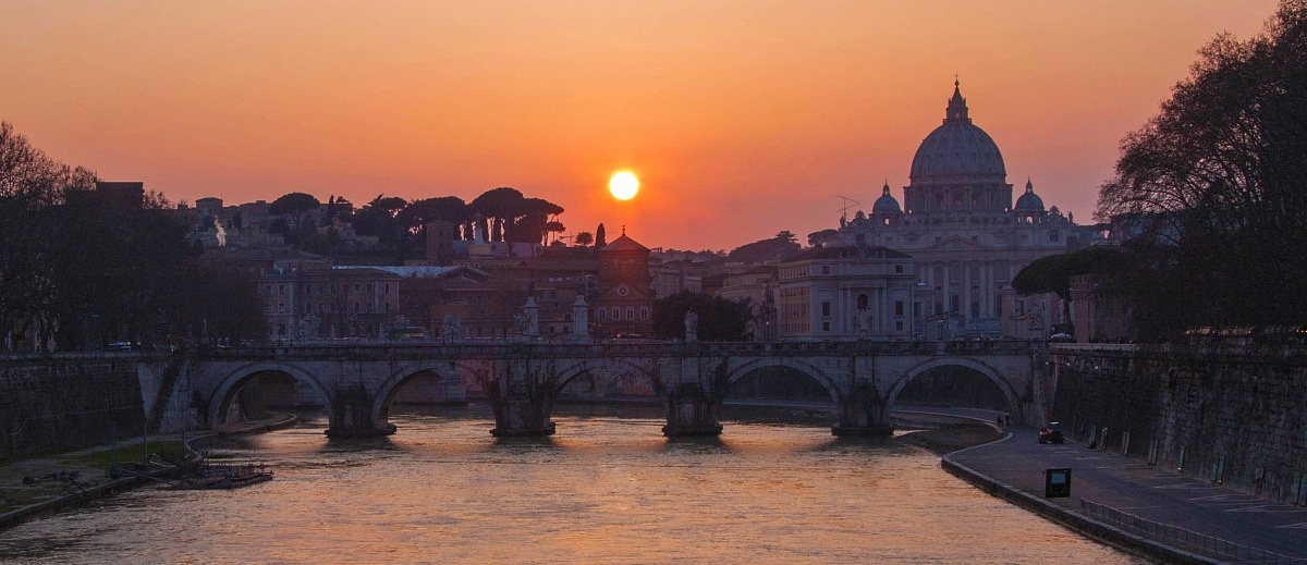 Saint Peter Basilica at sunset...