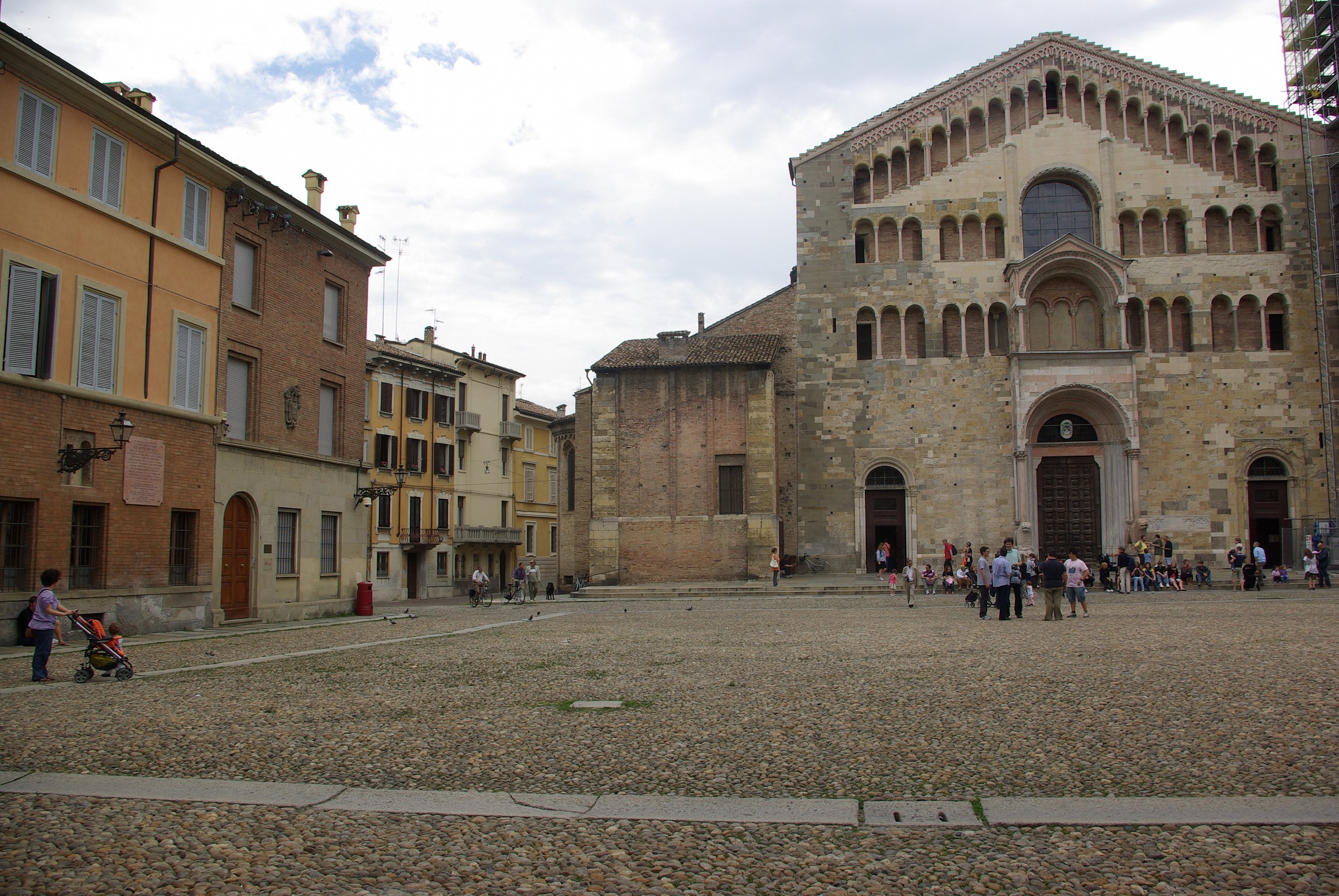 Parma: piazza del Duomo....
