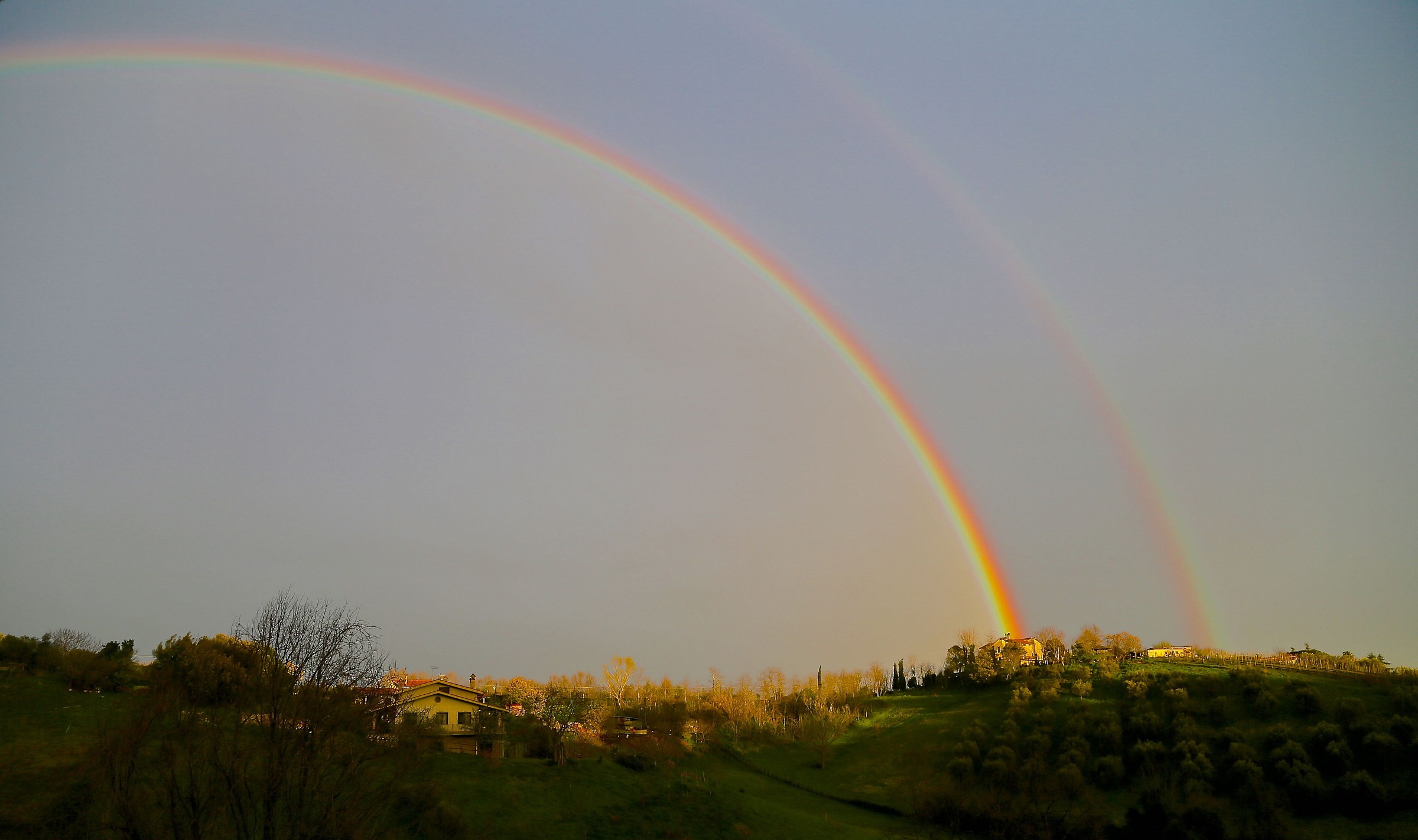 Doppio arcobaleno su Castelnuovo (27.03.2015)...