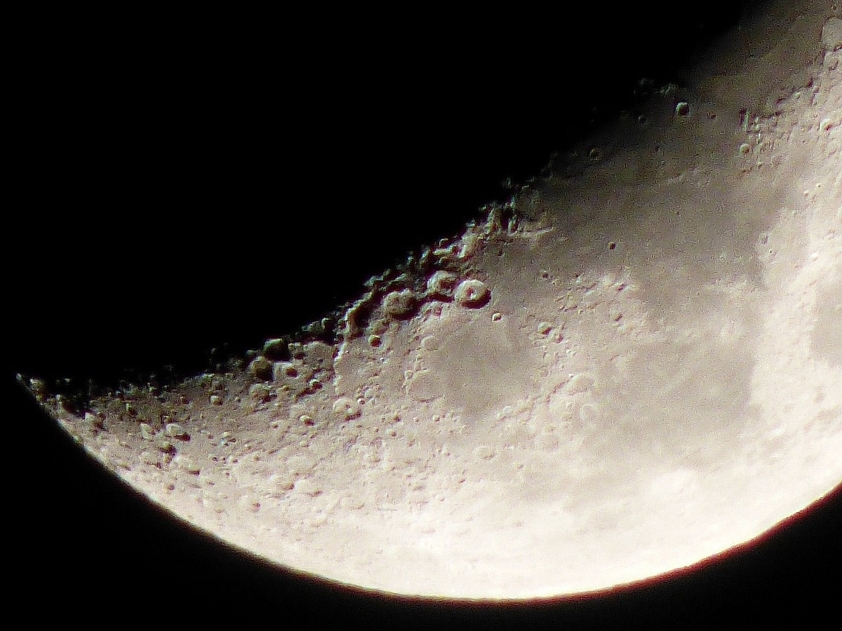 Luna in nostro satelite...