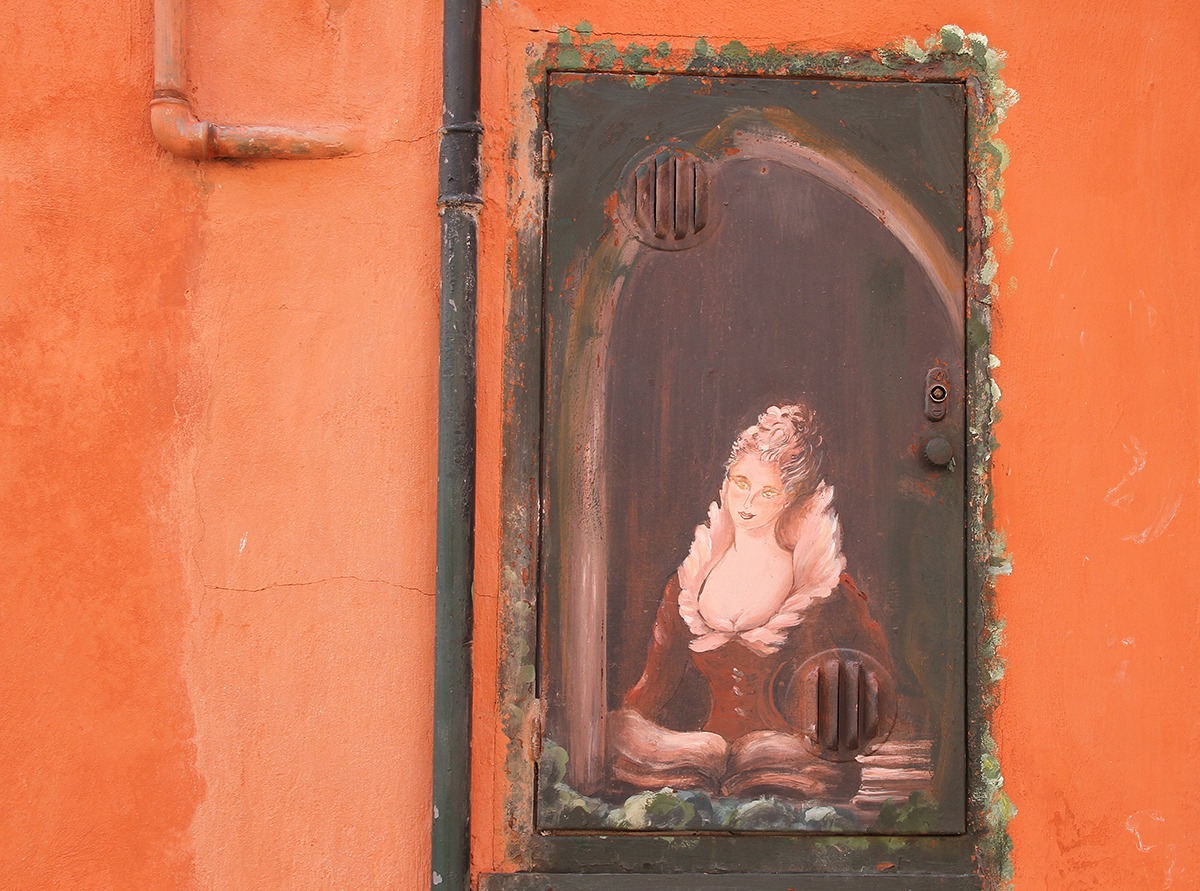 Figurina...