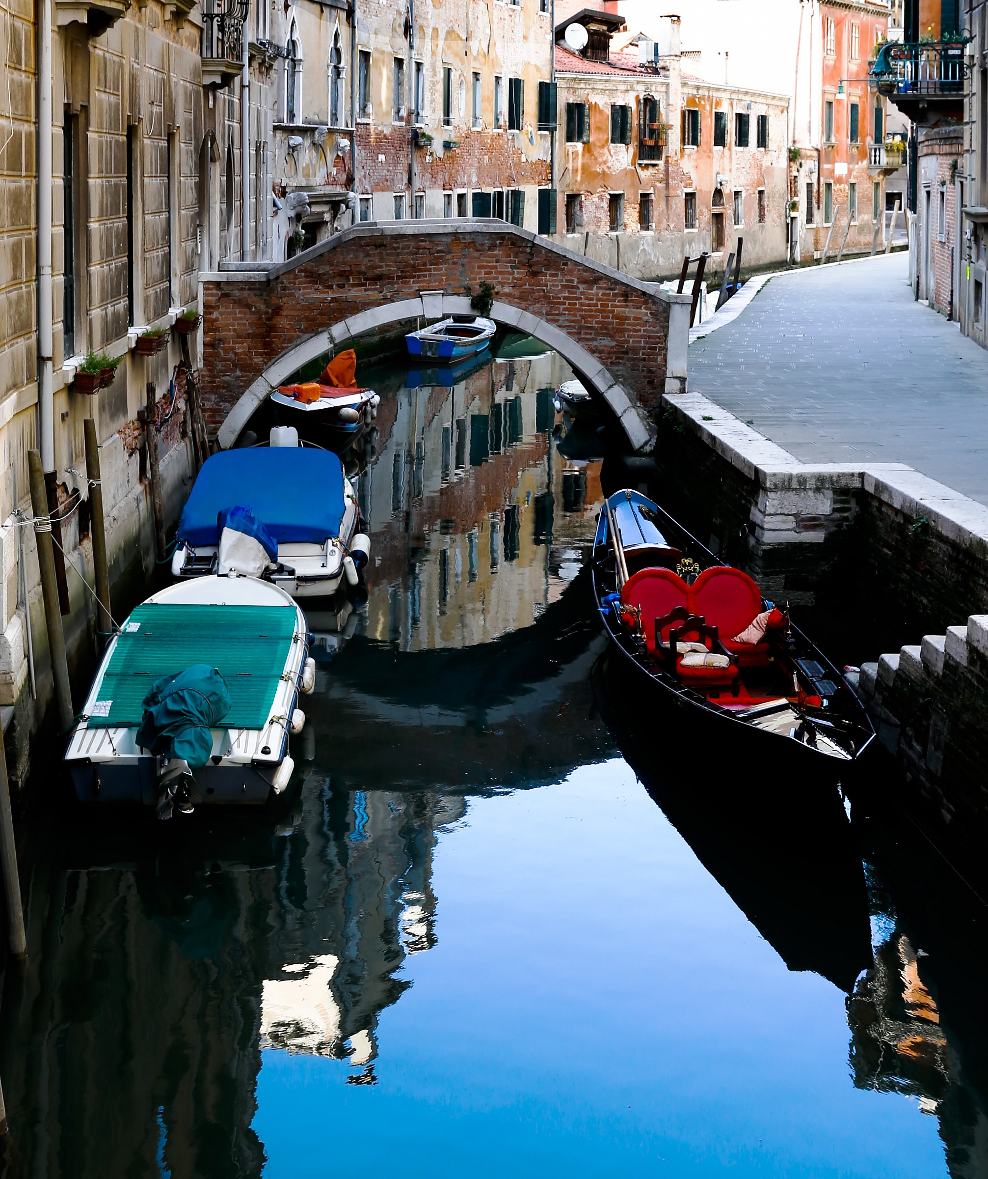 Reflection Veneziano ......