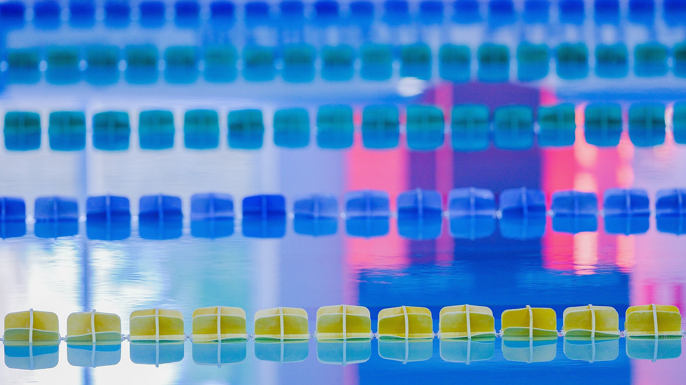 Colors in pool...