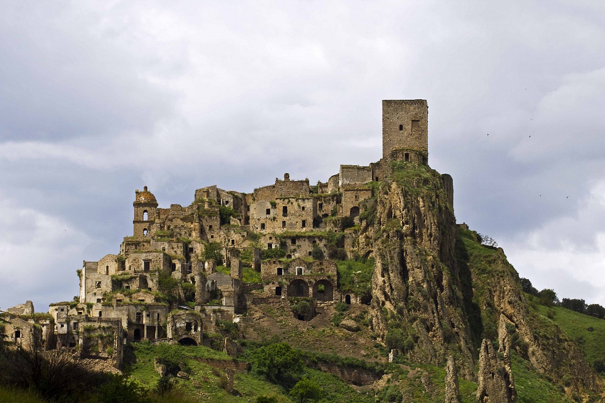 The ghost town of Craco (mt)...