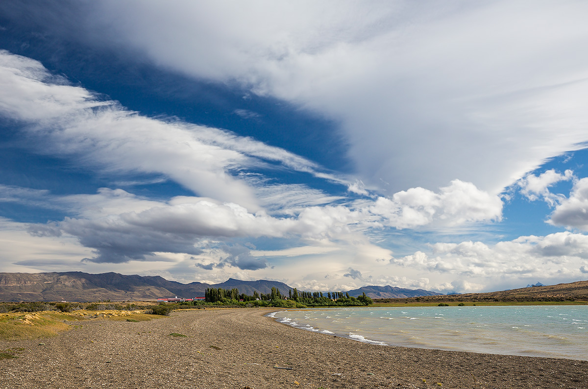 Estancia on the shores of Lake Argentino...