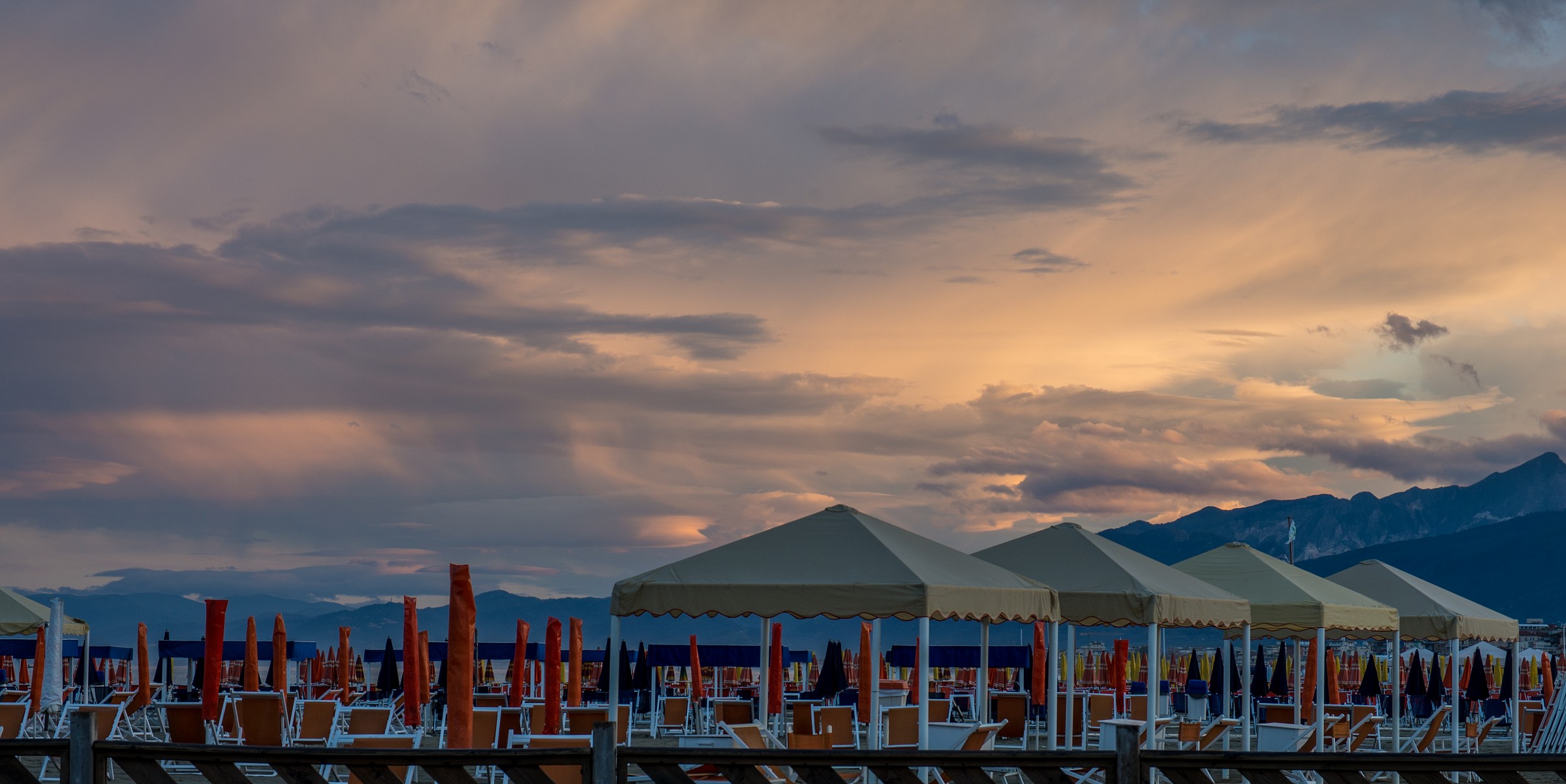 Alba a Viareggio...