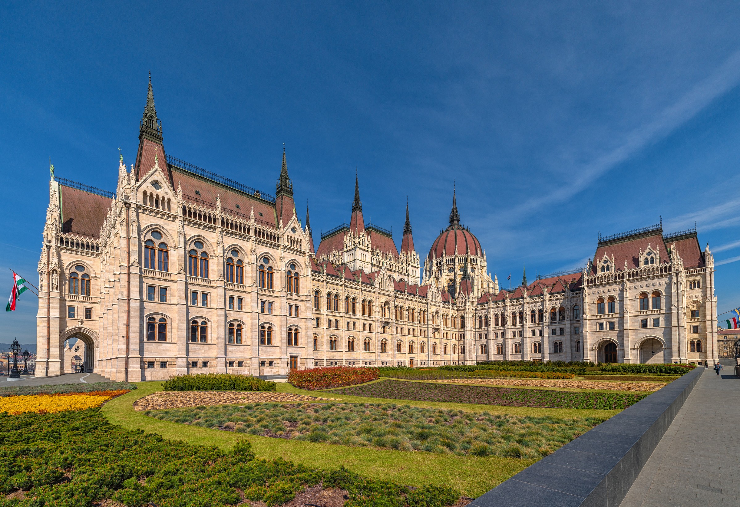 Budapest - Parlement...