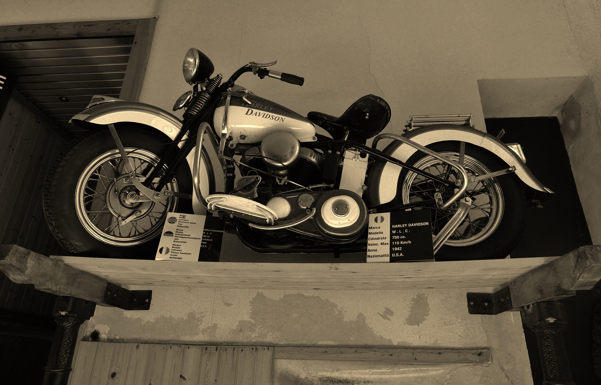 Harley del 1942...