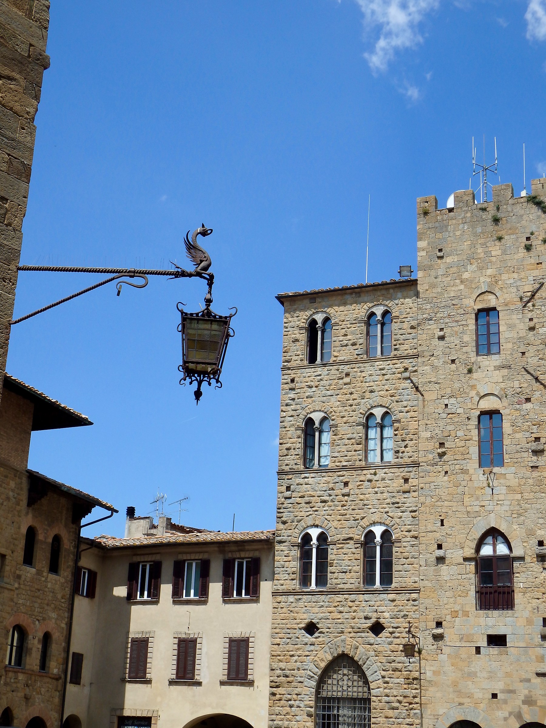 Tuscan Streetlamp...
