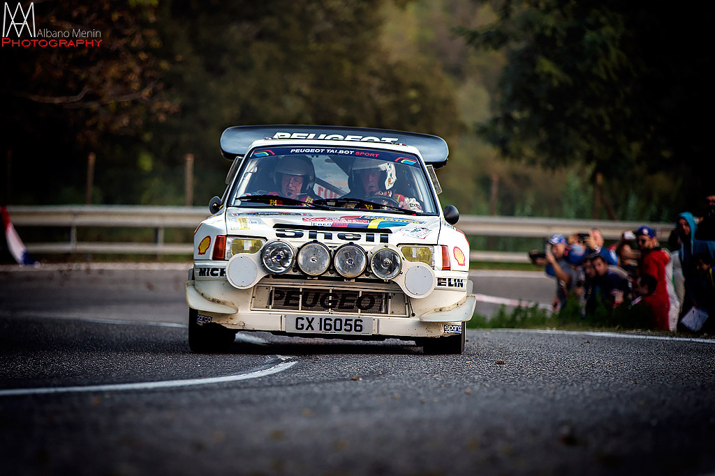 Peugeot 205 T16 Gruppo B...