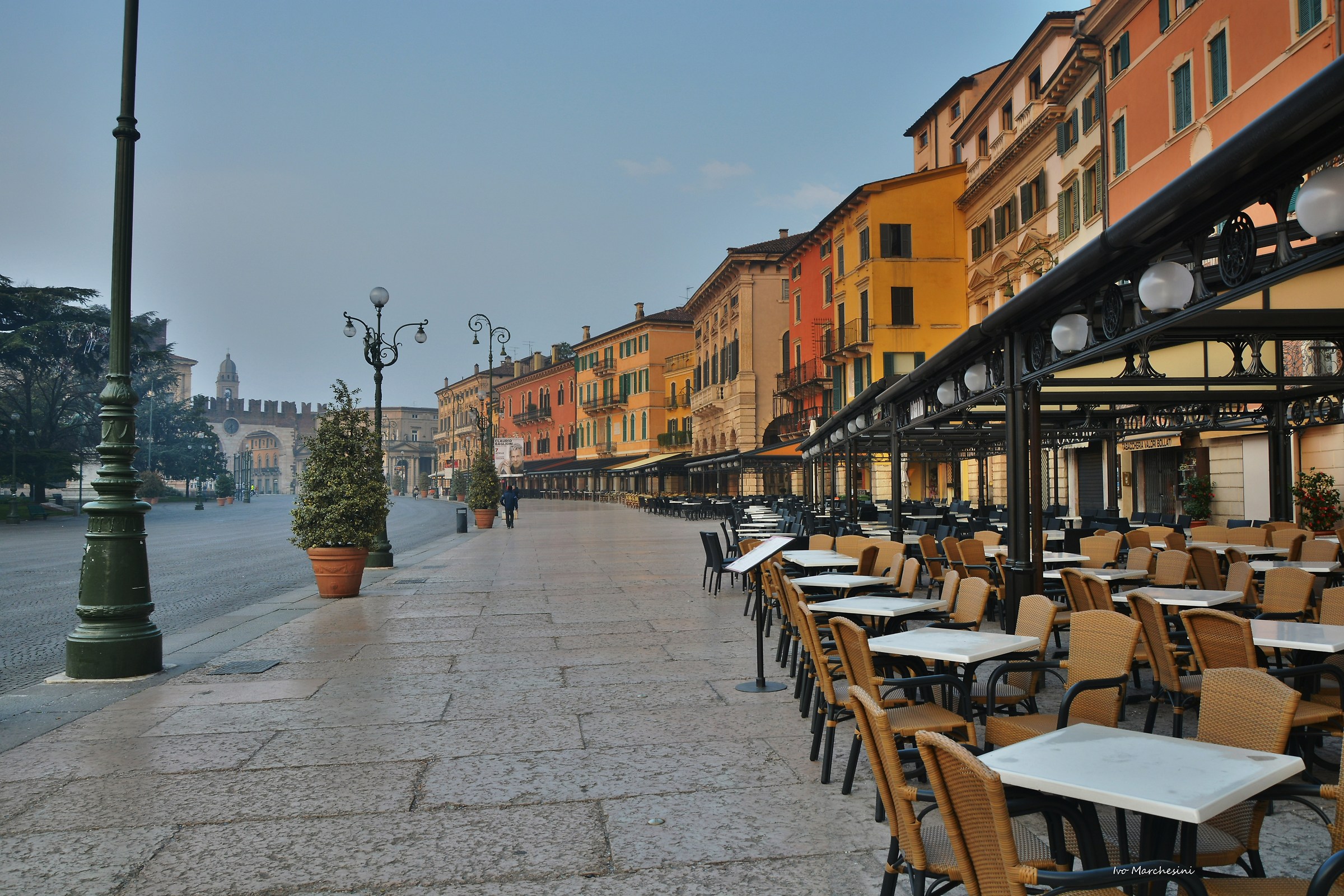 ...mentre Verona ancora riposa...