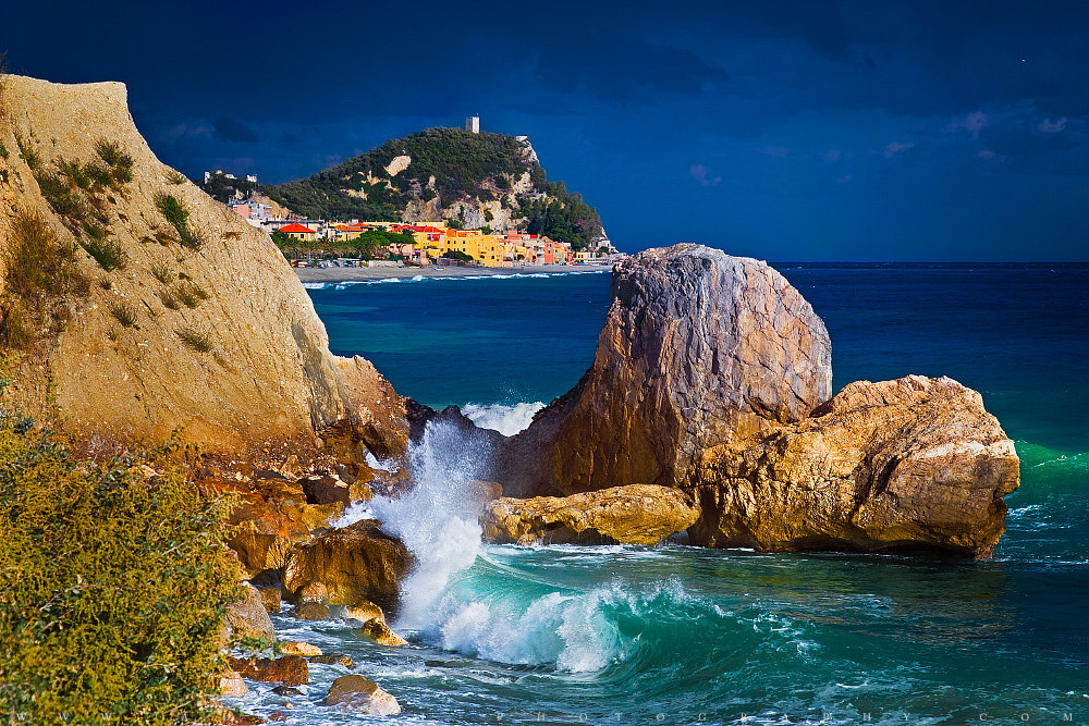 Houses by the sea 12...