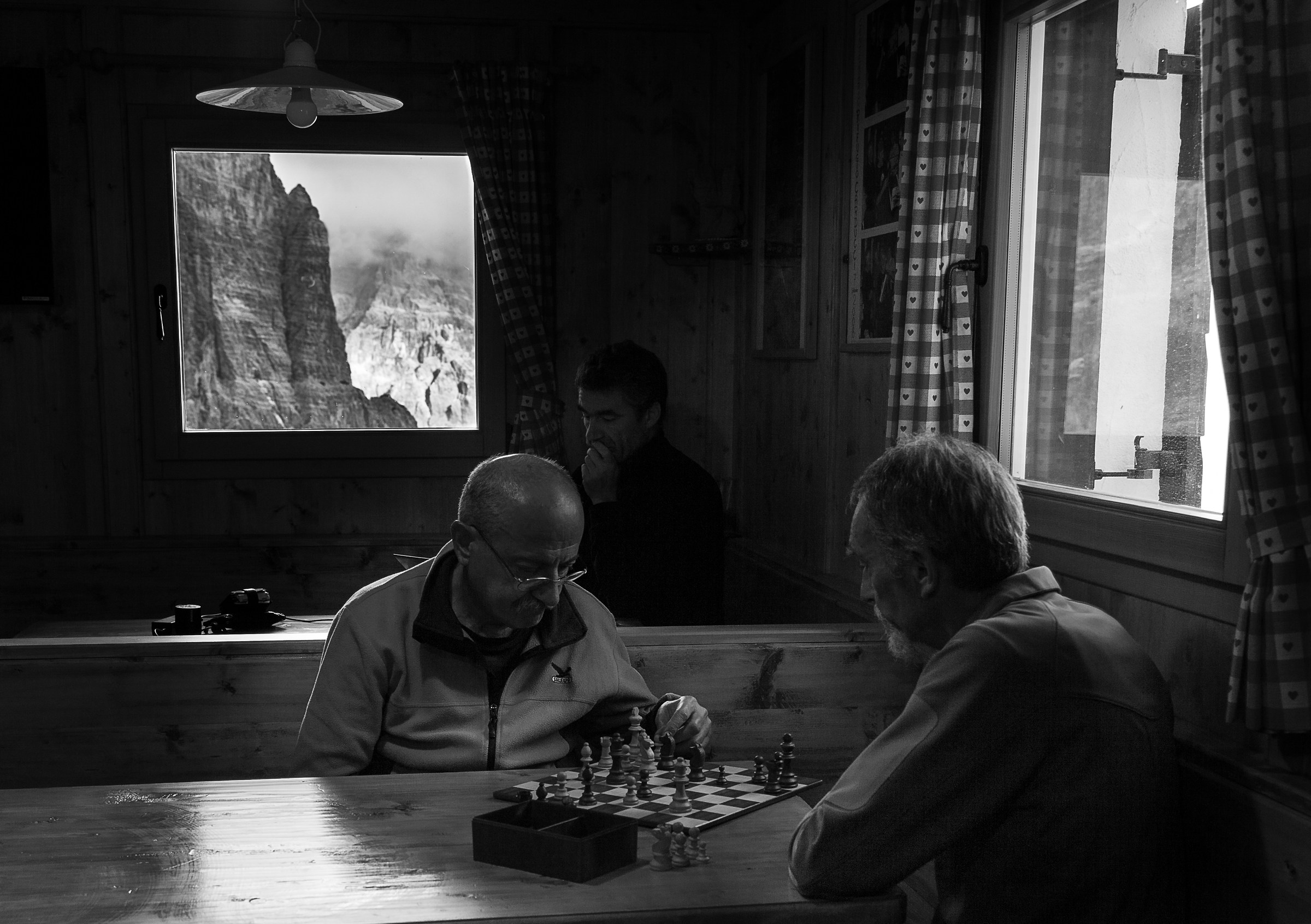 Chess at the shelter (Carducci)...
