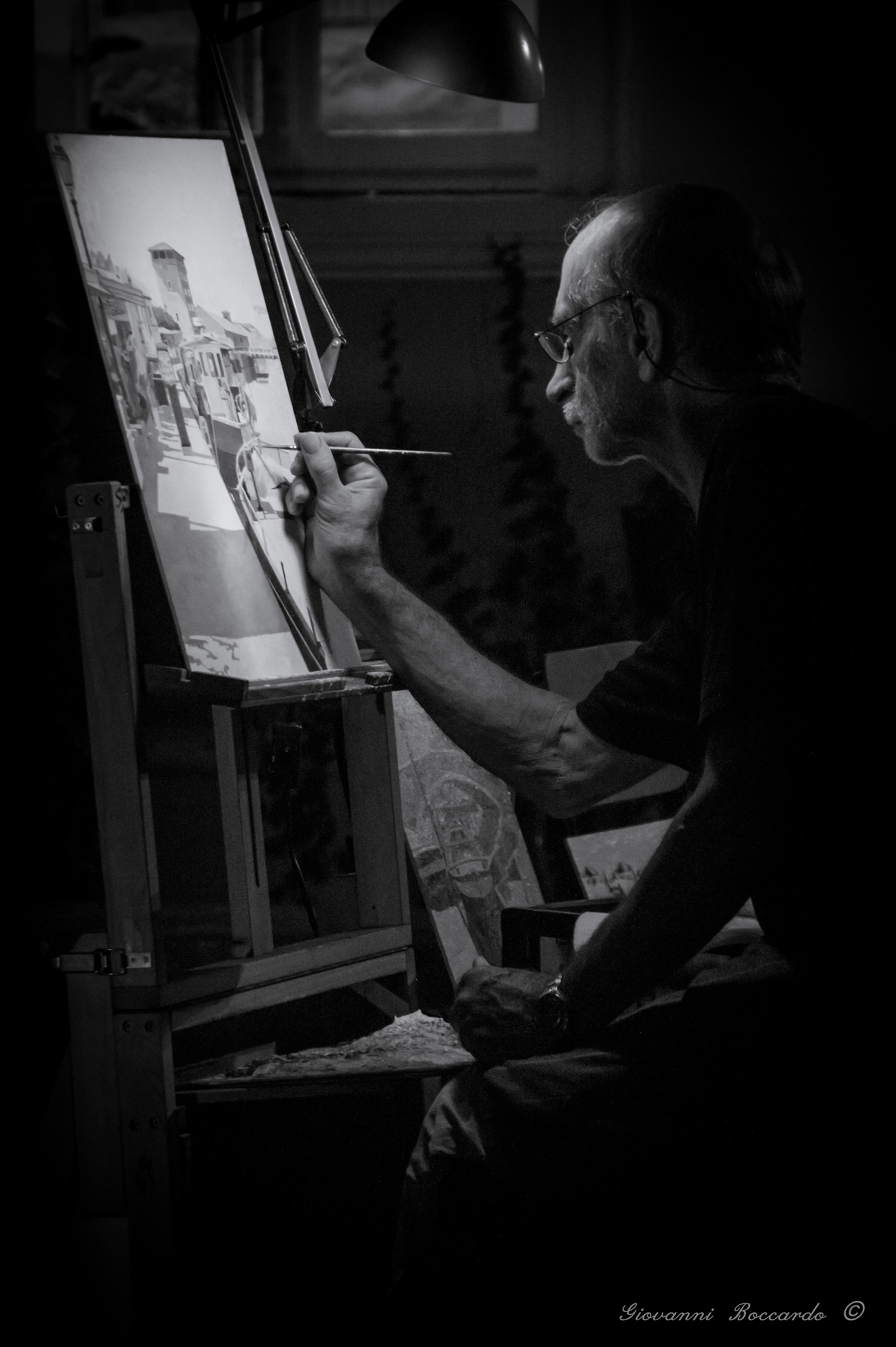 Painting in black and white ......