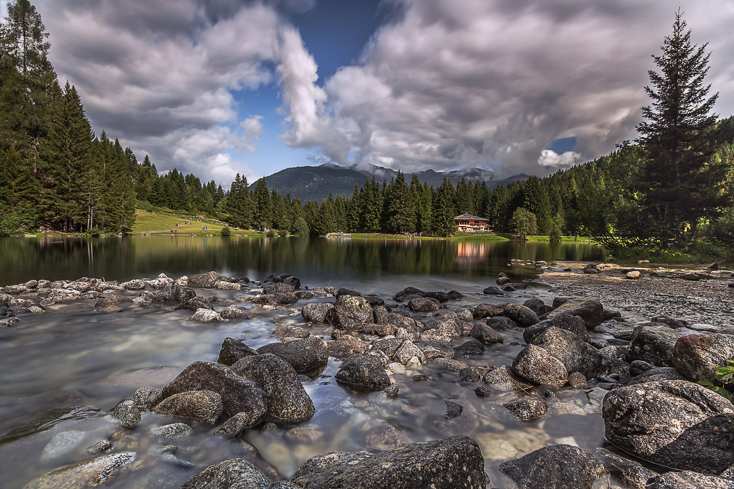 Caprioli lake...