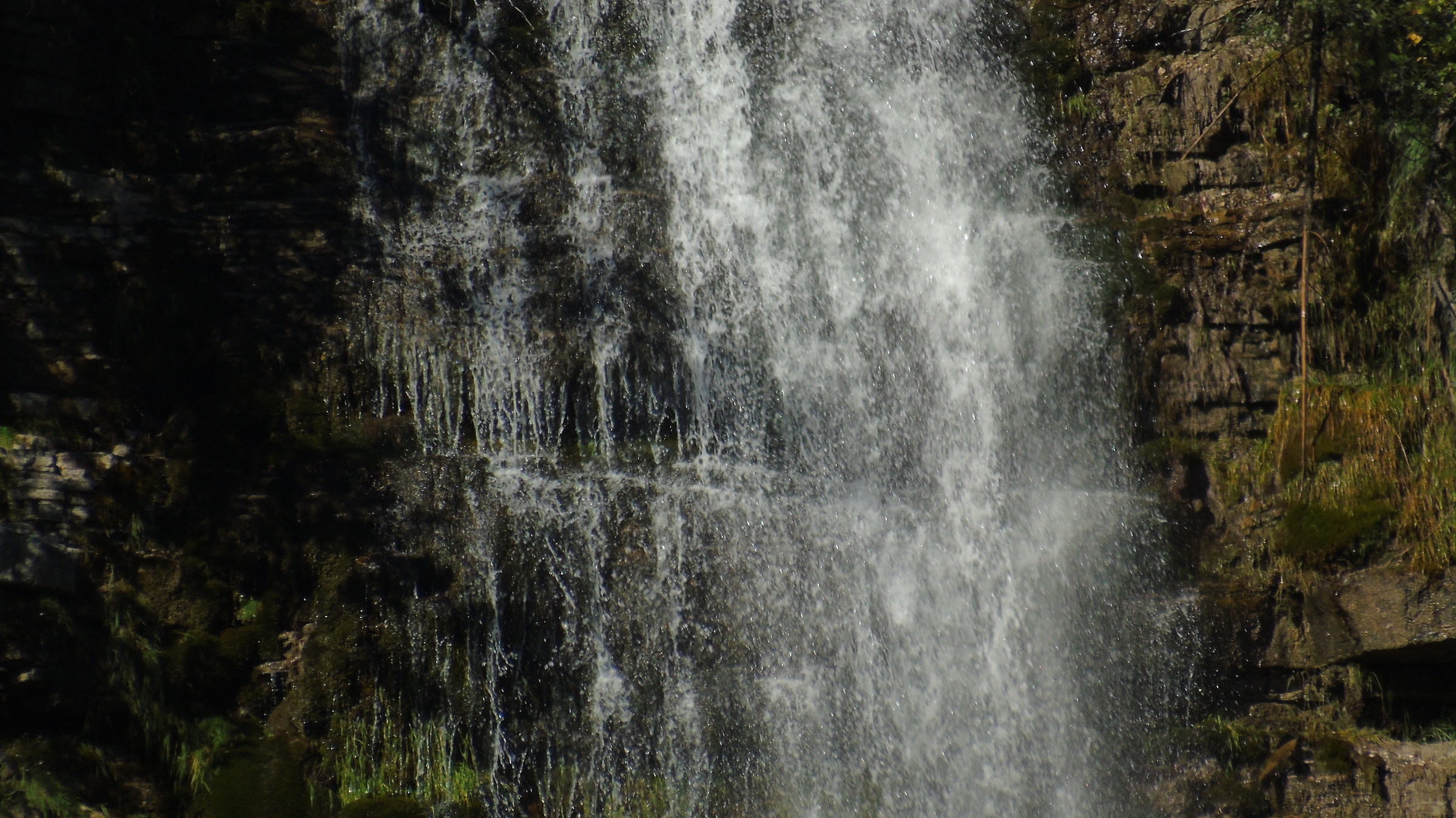 Le cascate del Gares (bl)...