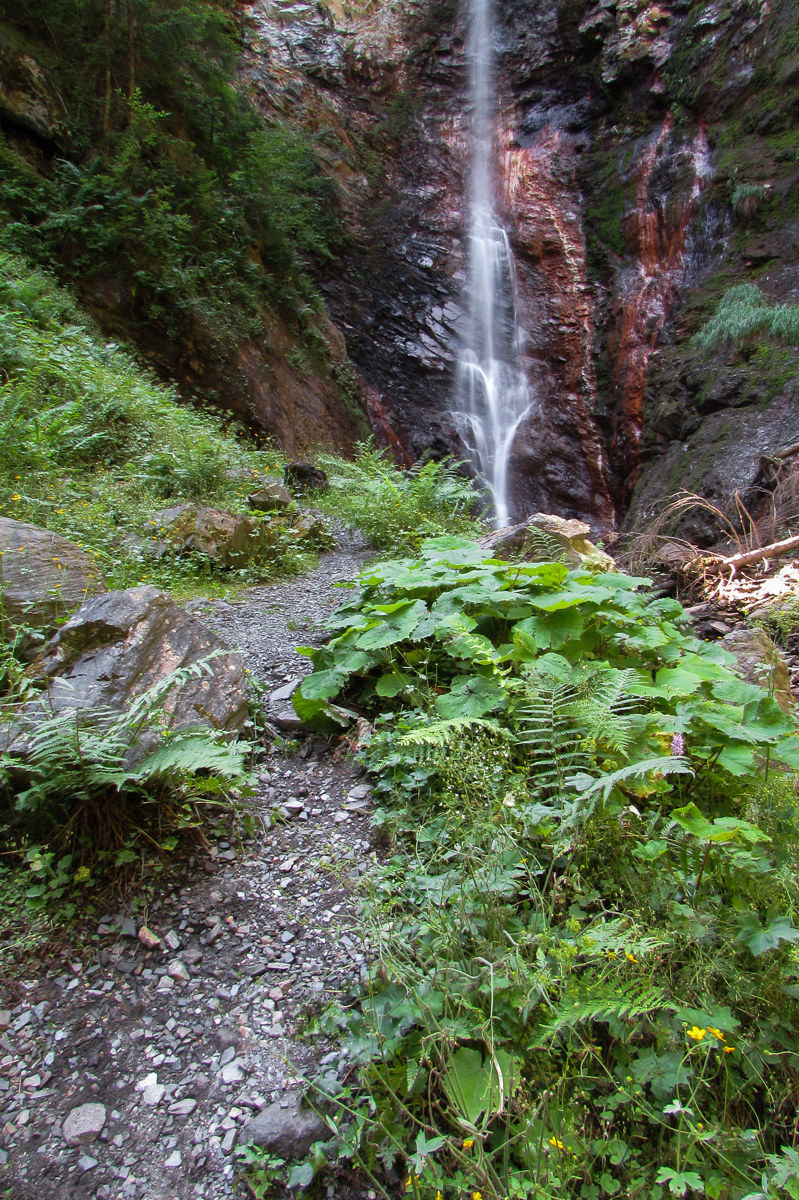 The cascade of Valluzza...