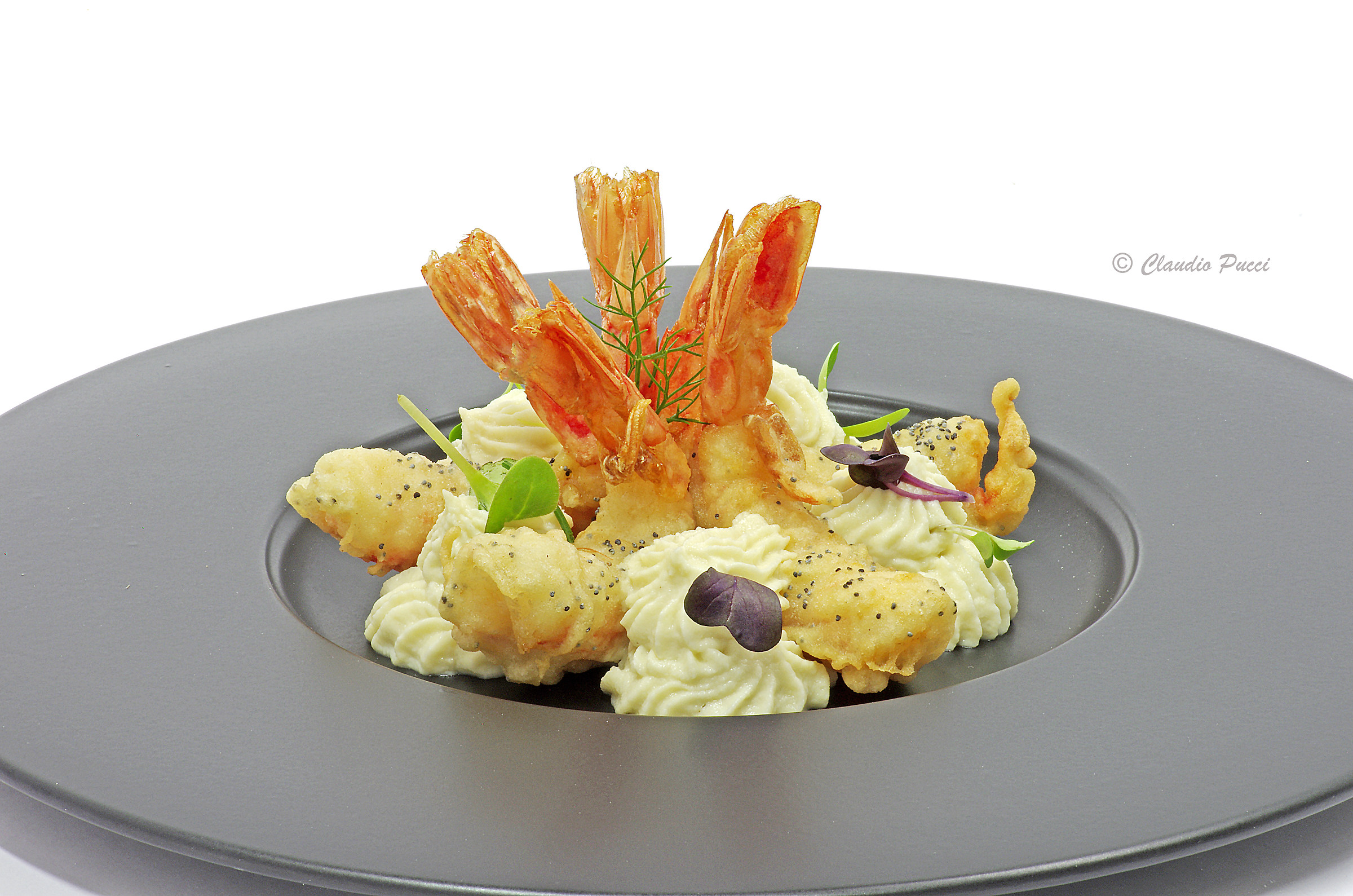 Gamberoni in tempura con agretto di cavolfiore...