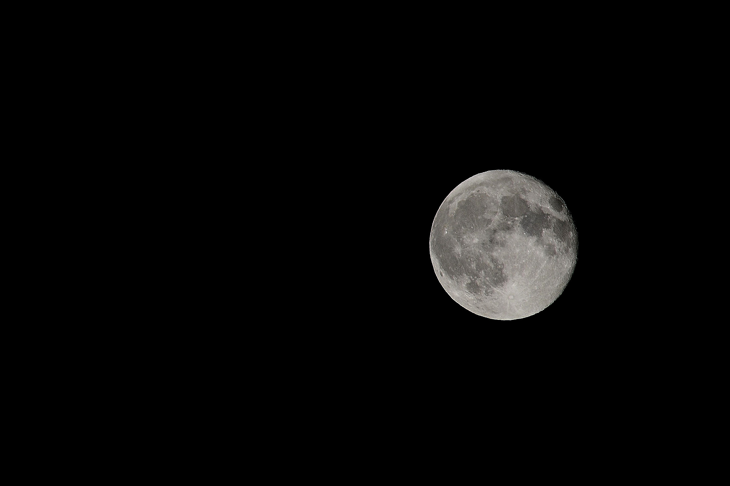 Luna calante 98% 30/8/2015...
