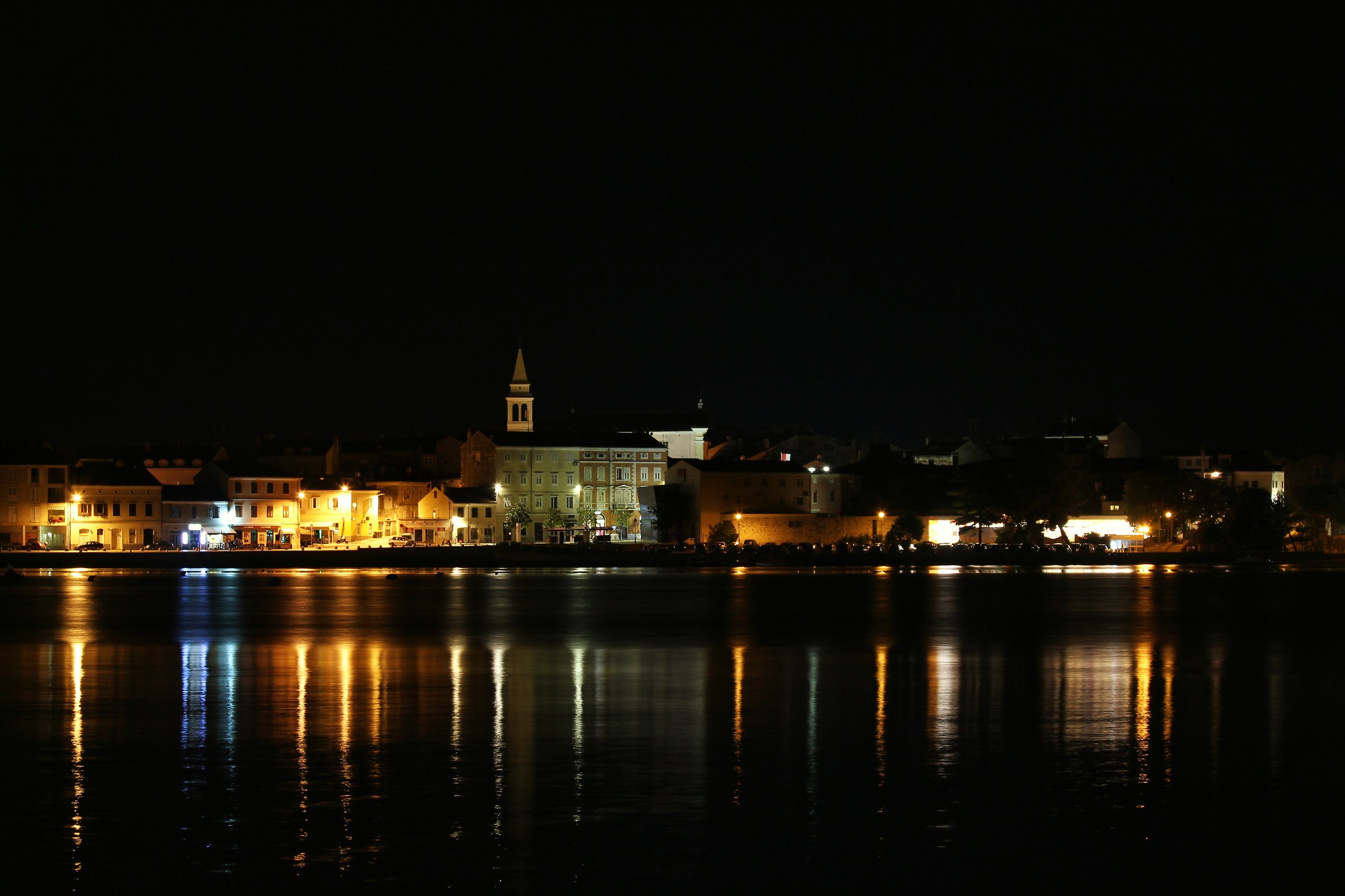 Porec by night...