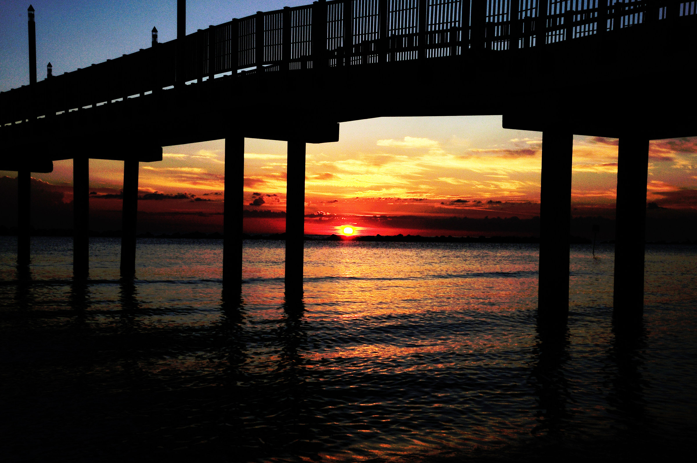 Sunrise under the pier...