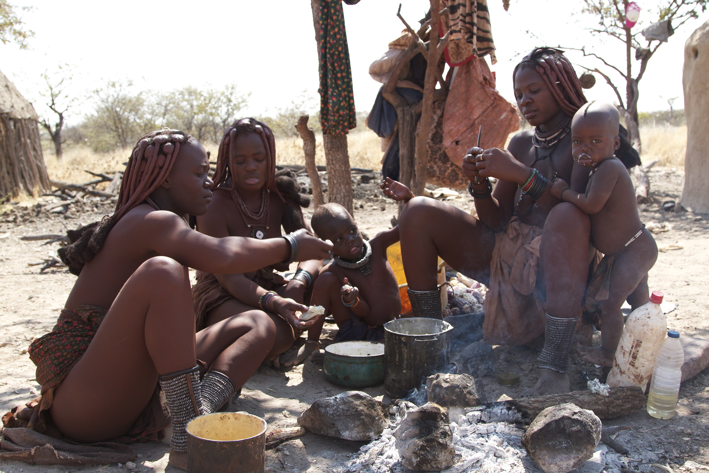 Lunch himba...