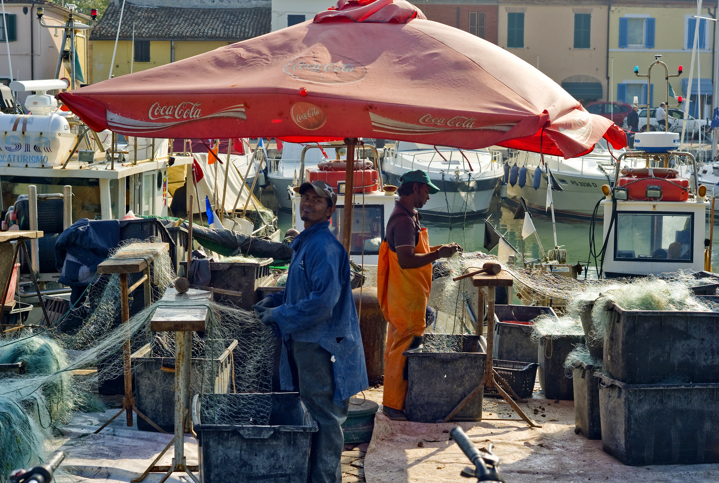 Pescatori al lavoro...