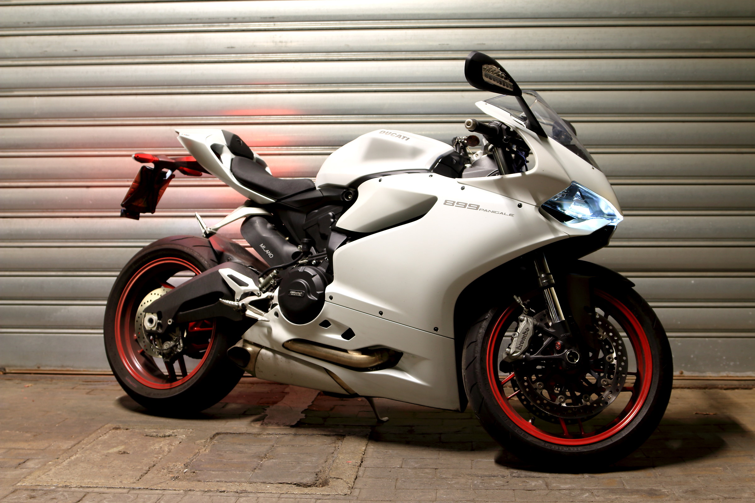 Panigale 899...