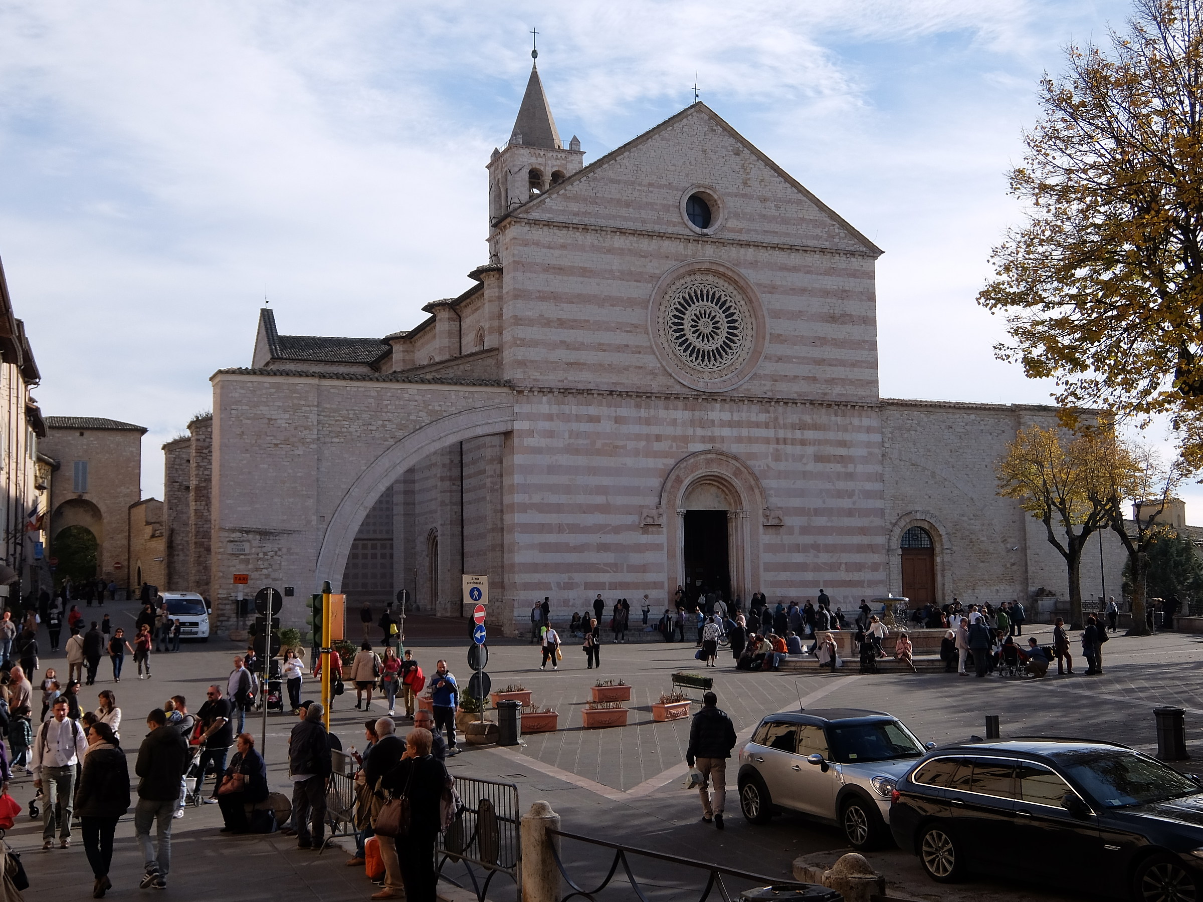 Urban visions of Assisi 1...