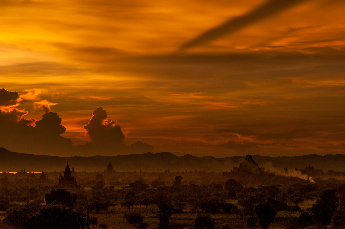 sunset in Bagan...
