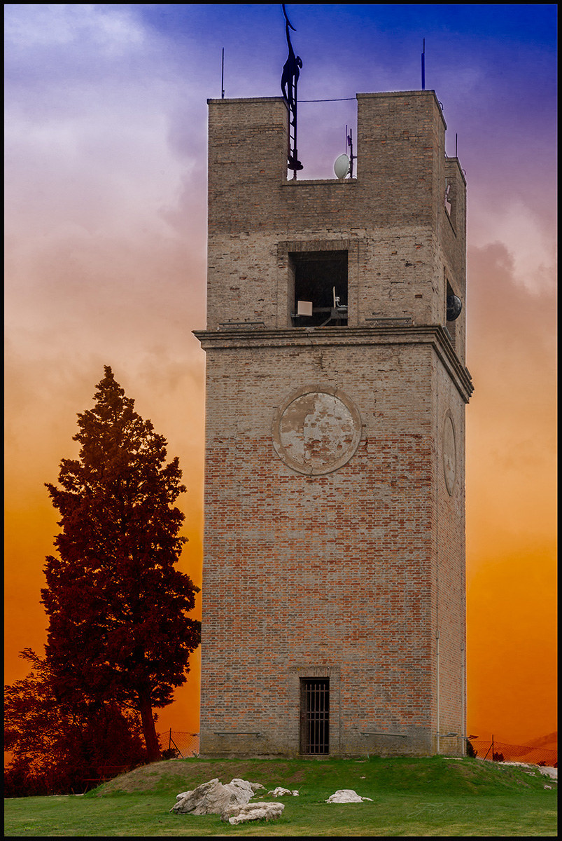 Tower of Peglio (Marche)...