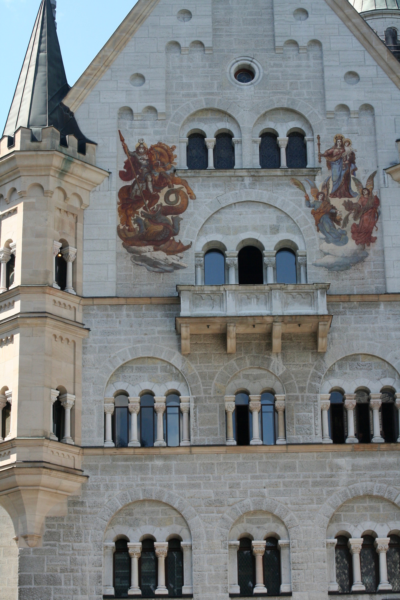 detail of the facade of Neuschwanstein...