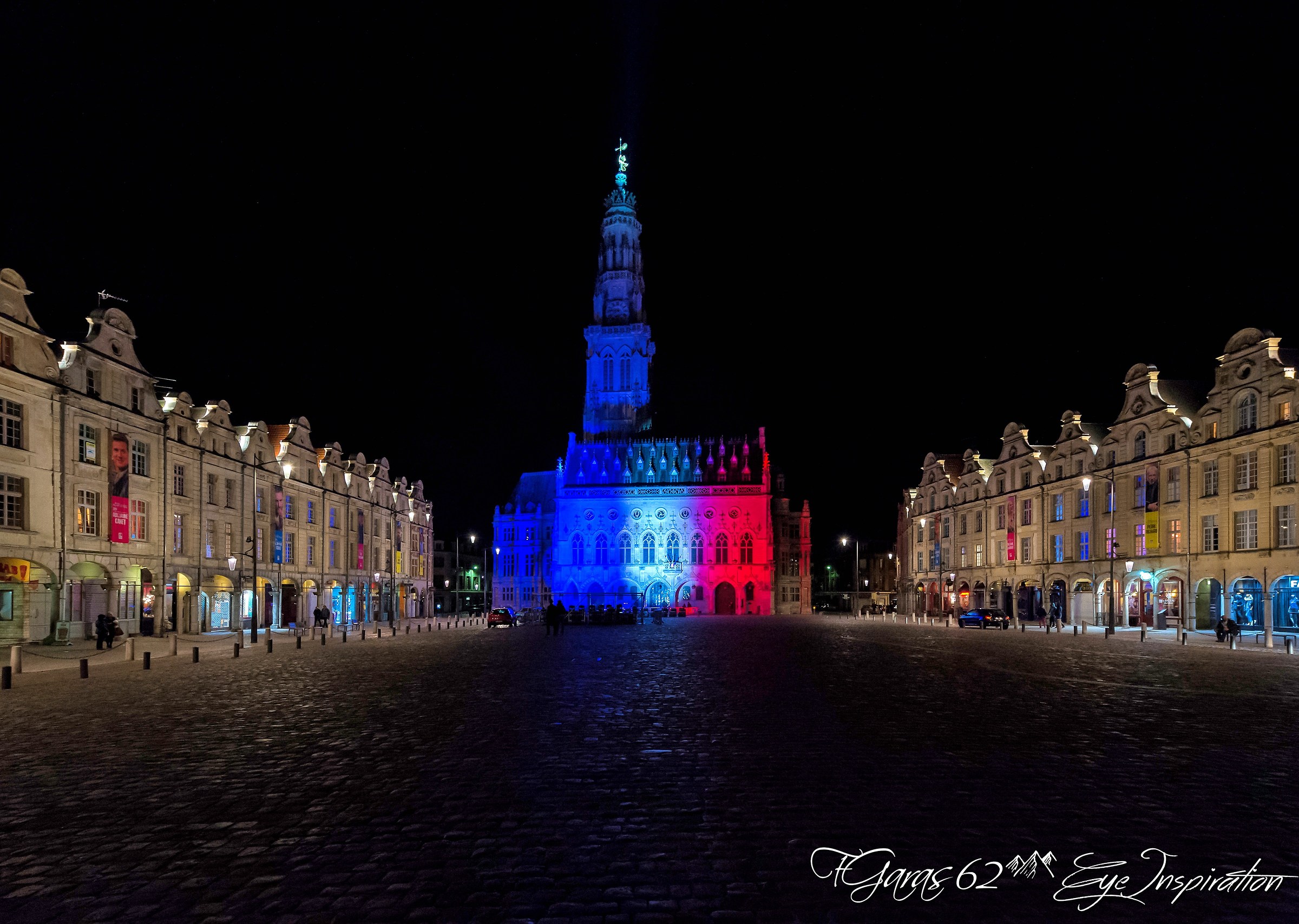 Arras rend hommage aux victimes des attentats de paris...