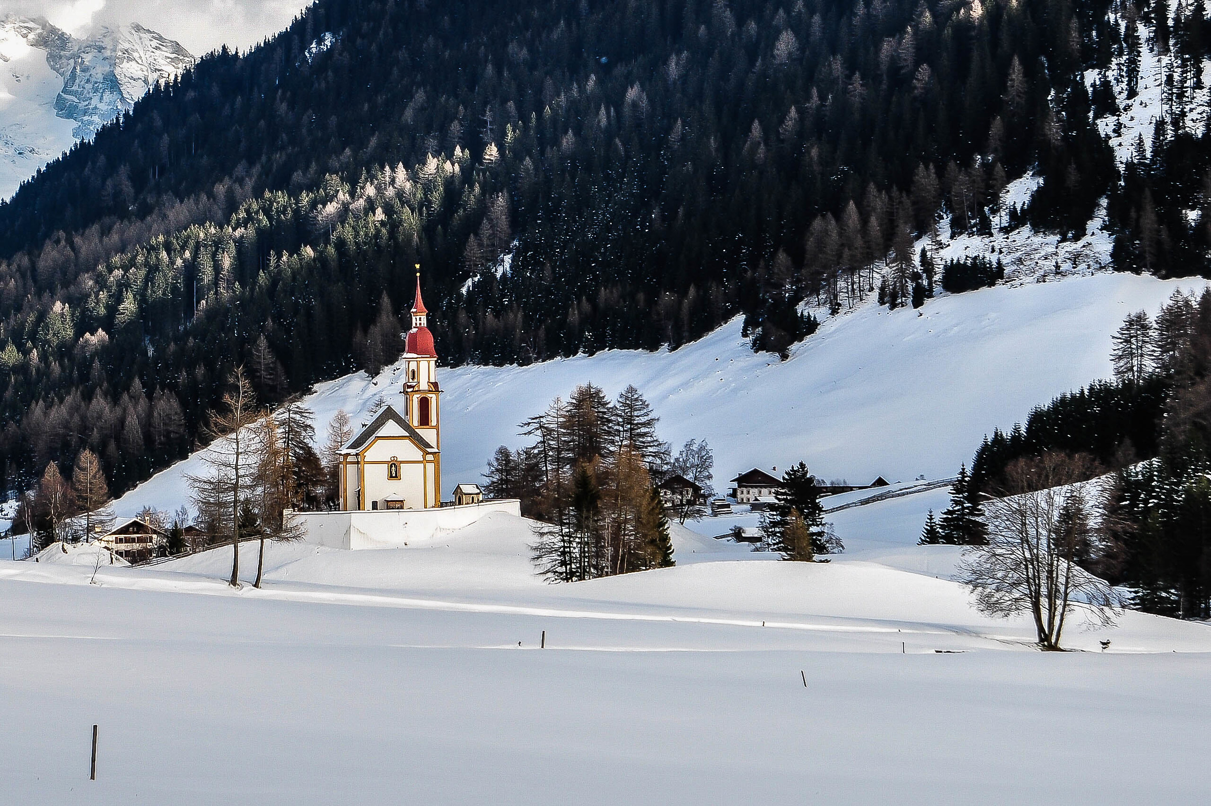 Alpine church (Obernberg) (A)...