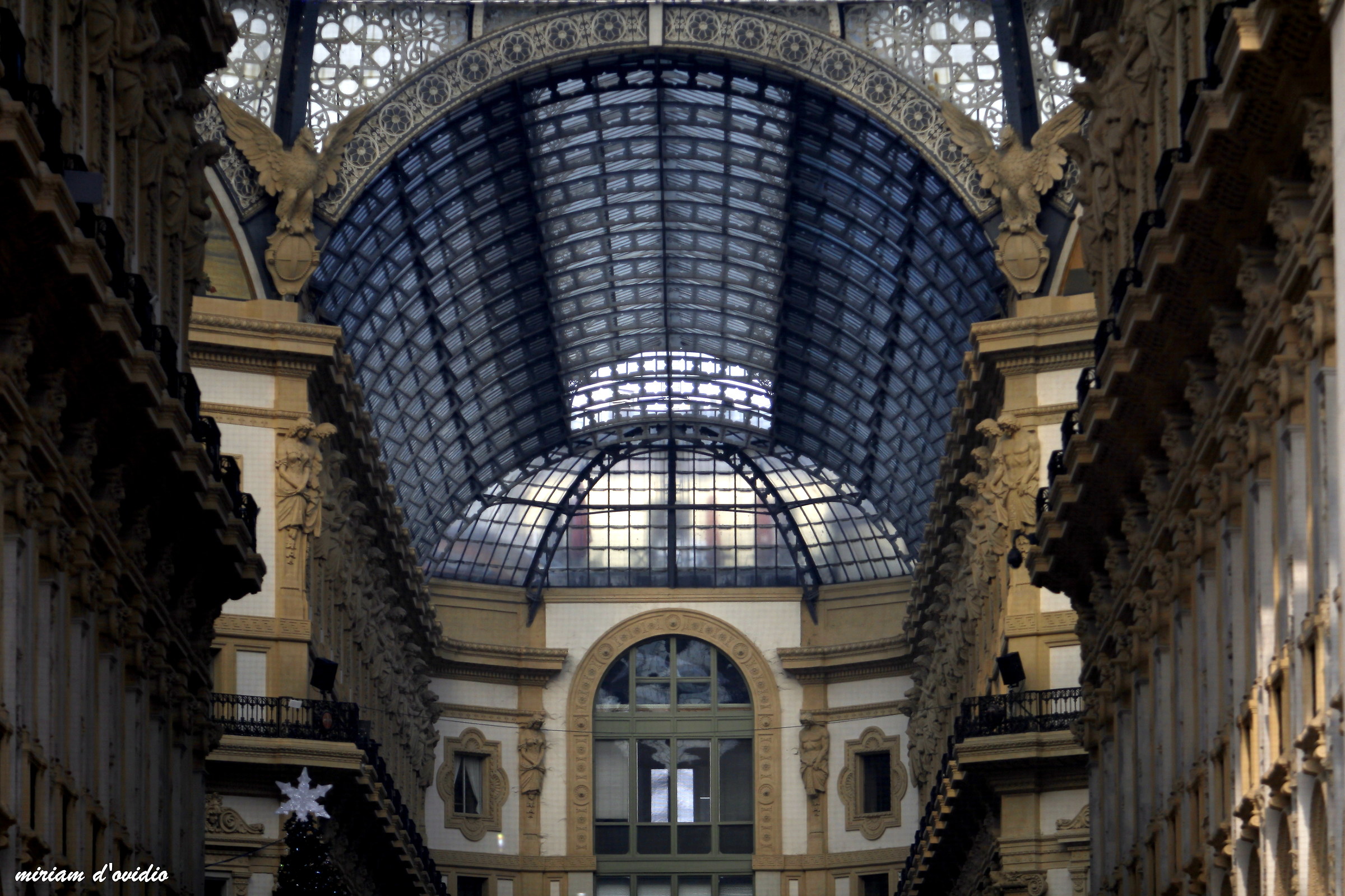 Milan Galleria Vittorio Emanuele...