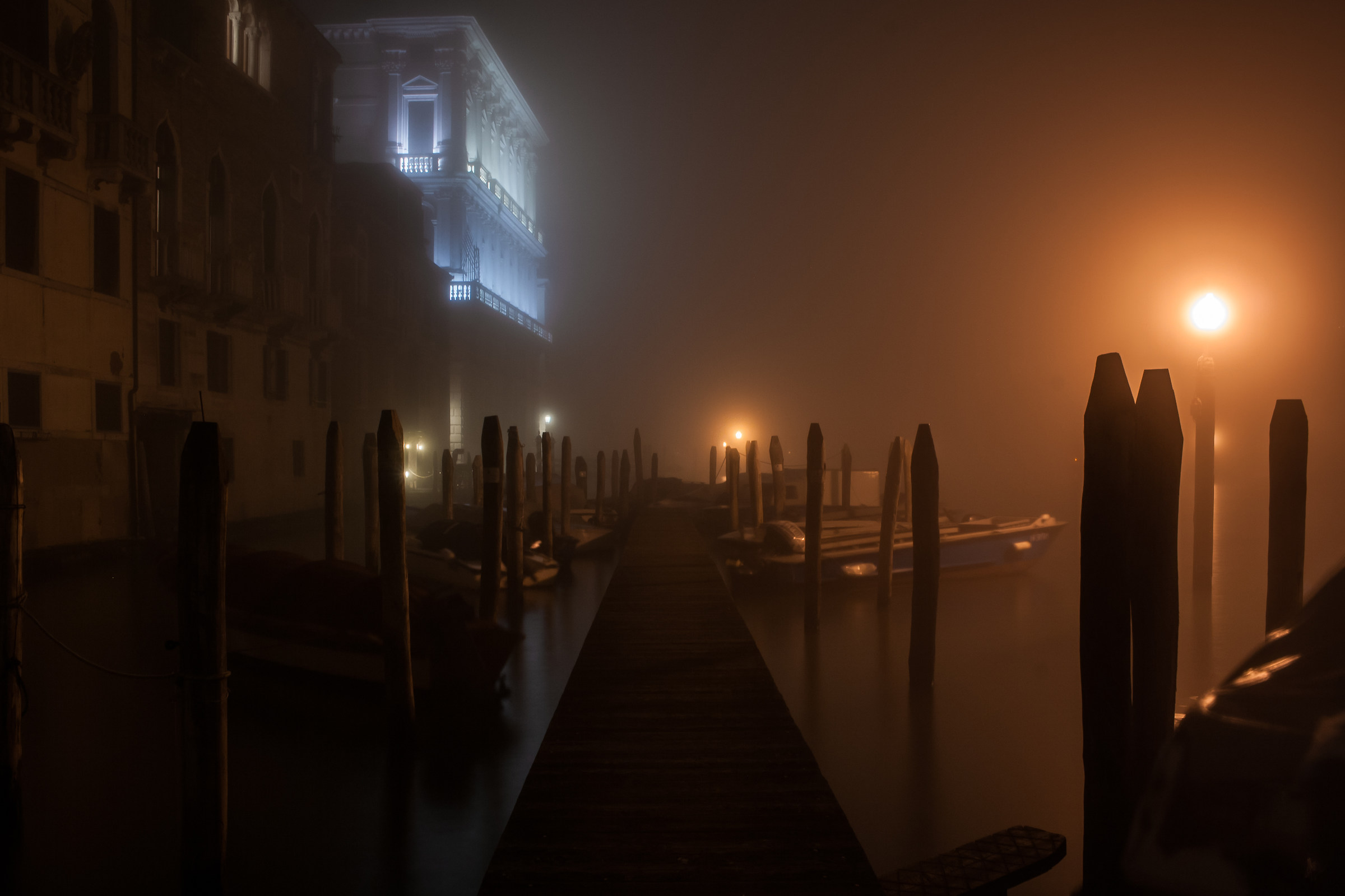 A small pier on Grand Canal...