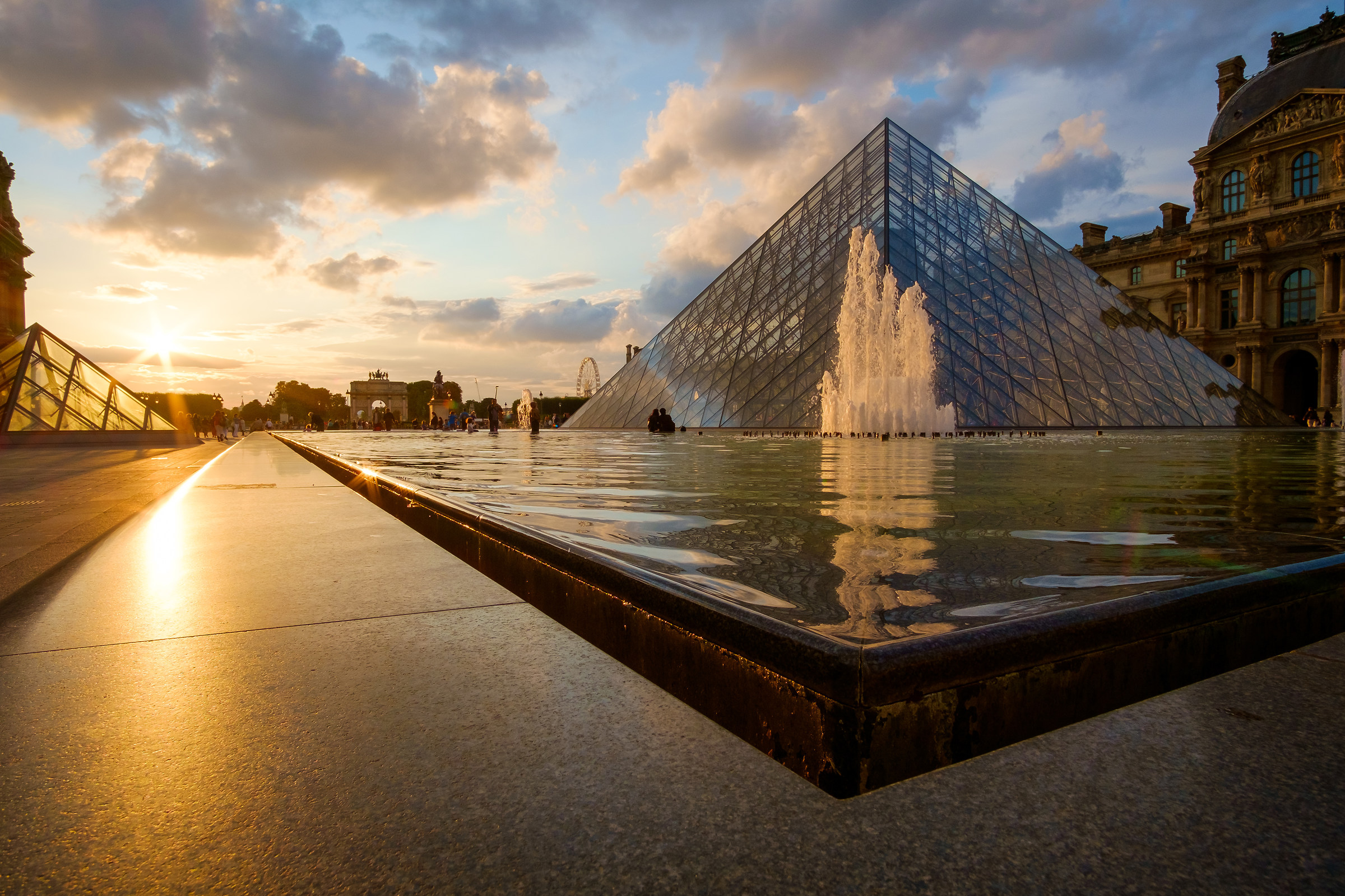 Sunset at the Louvre / 2...