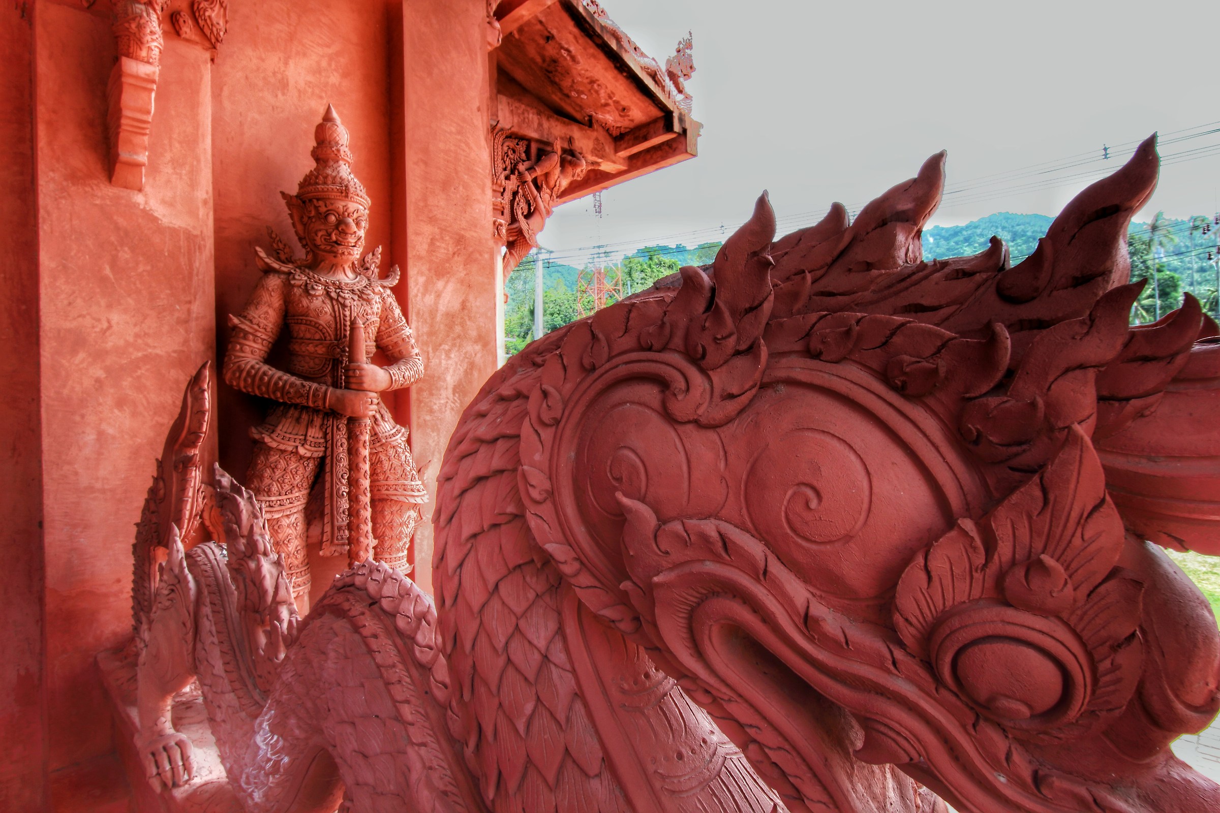 Red dragon and guard of the red temple...