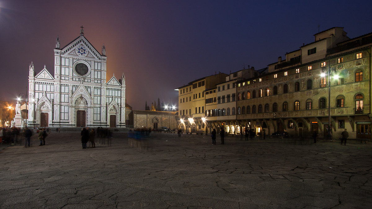 Florence Piazza Santa Croce ......