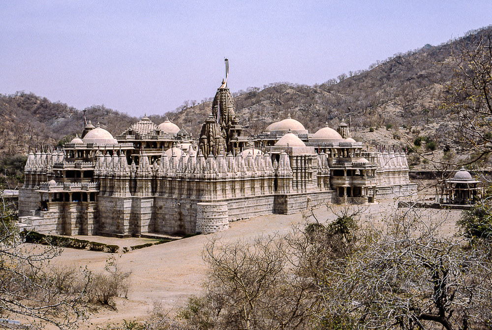 India 1987 -Il tempio di Ranakpur...
