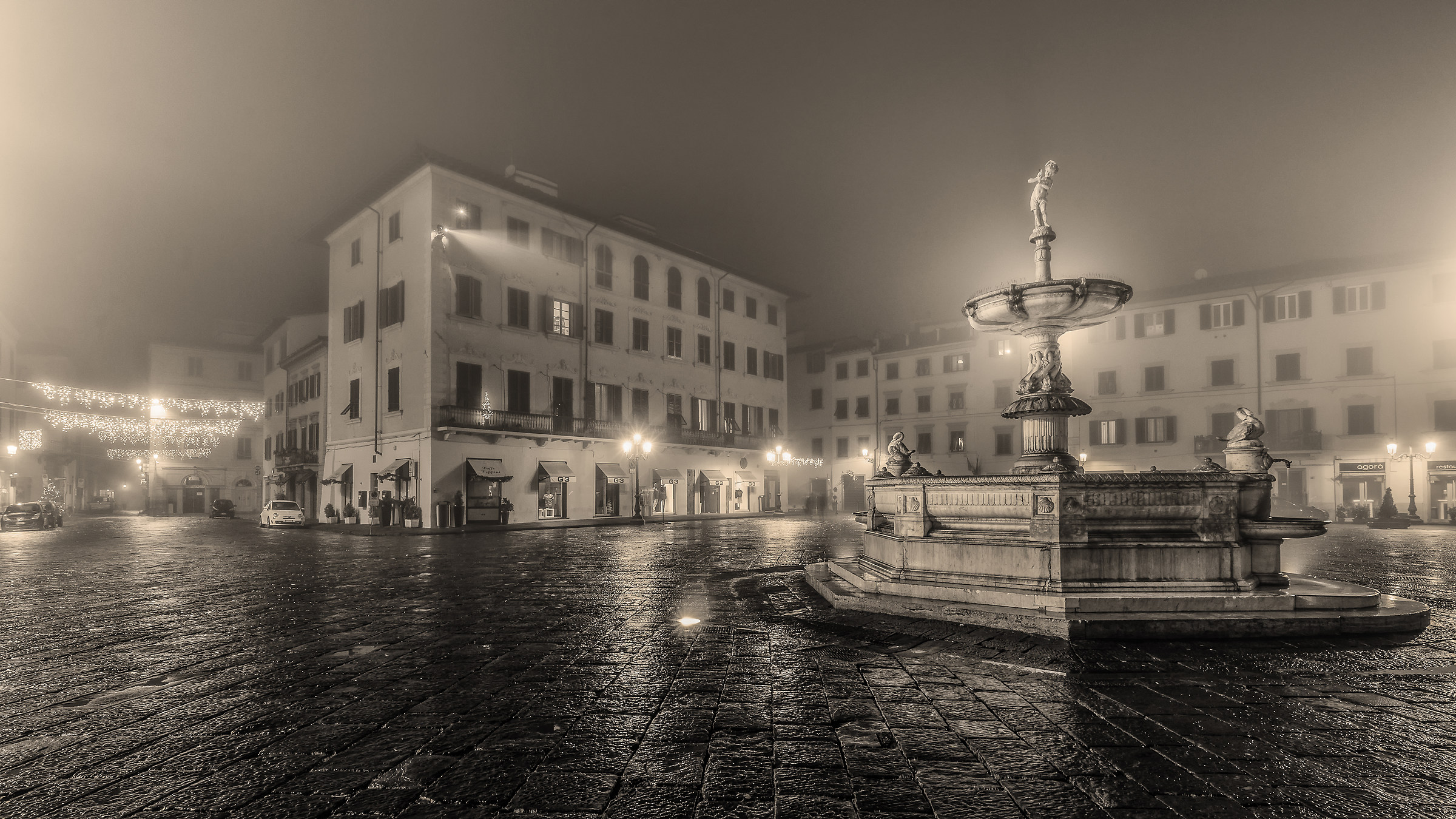 The fountain in Piazza del Duomo - Prato...